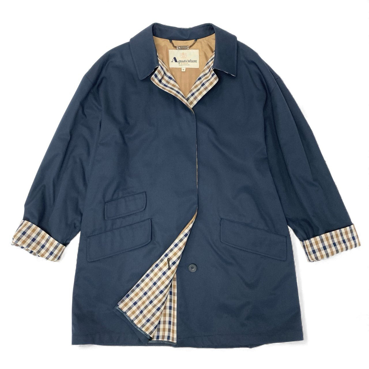 51Ⅼ2《美品》 Aquascutum OF LONDON アクアスキュータム 英国製 ステンカラーコート 切替チェック柄 比翼ボタン レディース 女性用 M ネイビー コットン100％u02t
