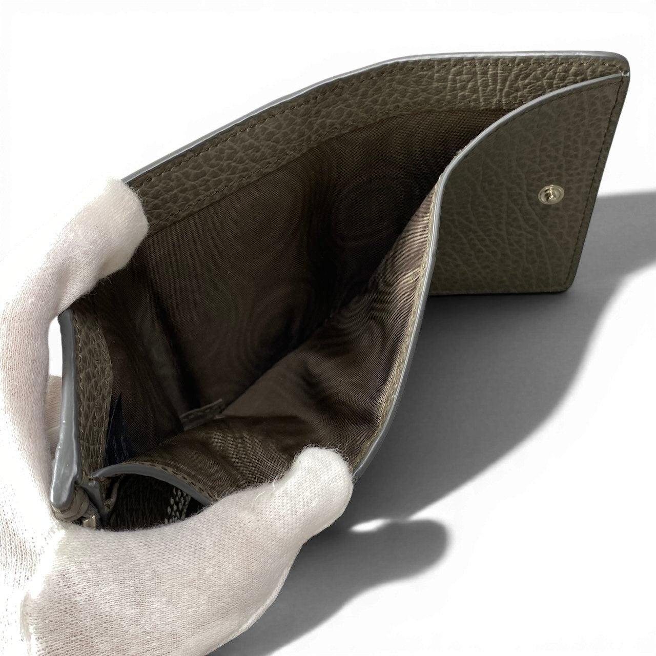 g11 《極美品》 Maison Margiela メゾンマルジェラ スリーフォールド ウォレット Try Fold Wallet SA3UI0010 グレー レザーt18r
