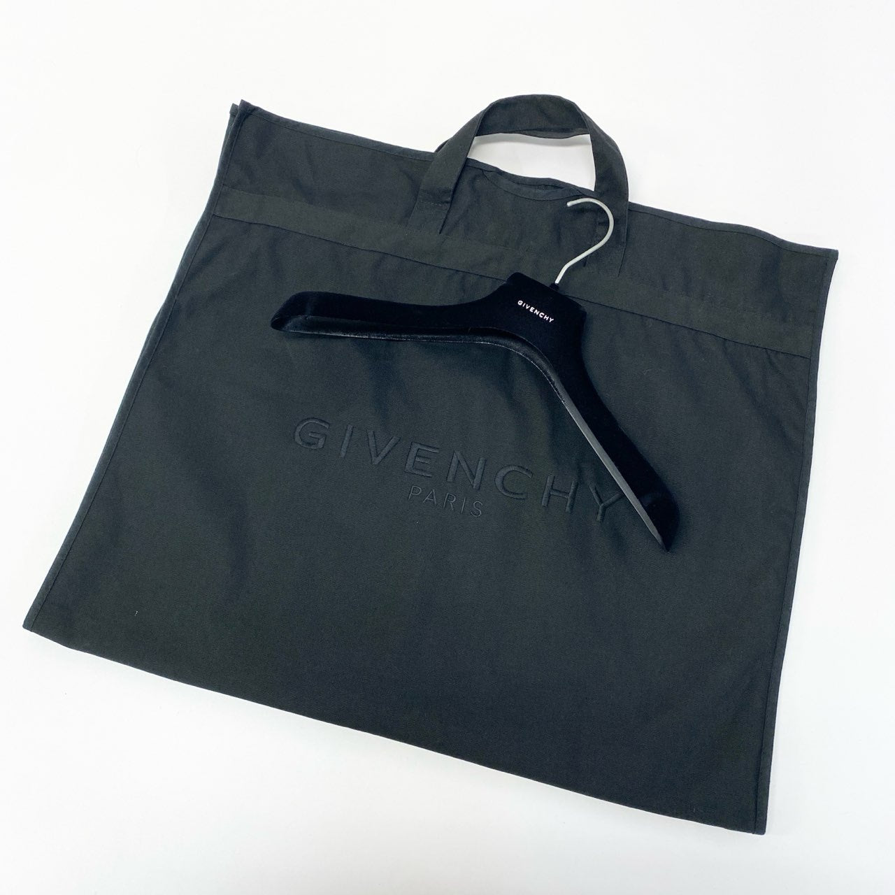 67a24 《美品》 GIVENCHY ジバンシー レザー切替 スタジャン サイズ50 ブラック レッド ボンバージャケットt18r