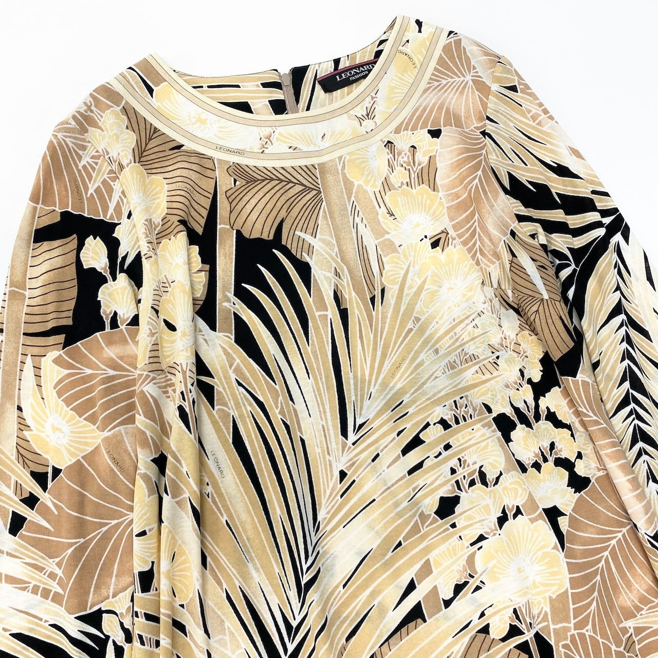 13e8 【美品】 LEONARD FASHION レオナール チュニックワンピース ロングスリーブ チュニック カットソー 美しい花柄プリント サイズ38 マルチカラー コットン100％ レディース 女性用u02t