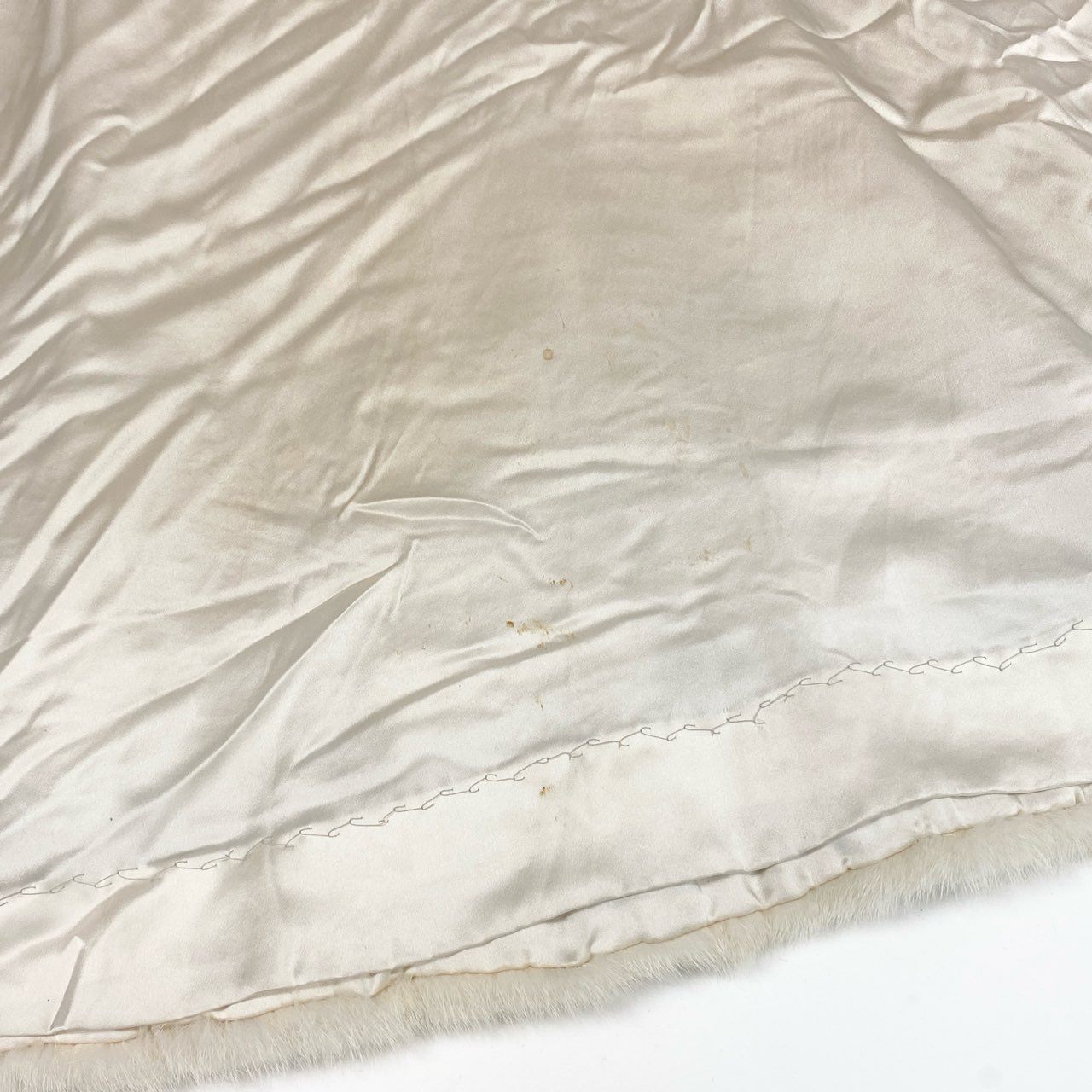 84k5 《希少》 パールミンク 超ロングコート 106cm ホワイト 最高級本毛皮 裾横段デザイン MINK FUR リアルファーt18r