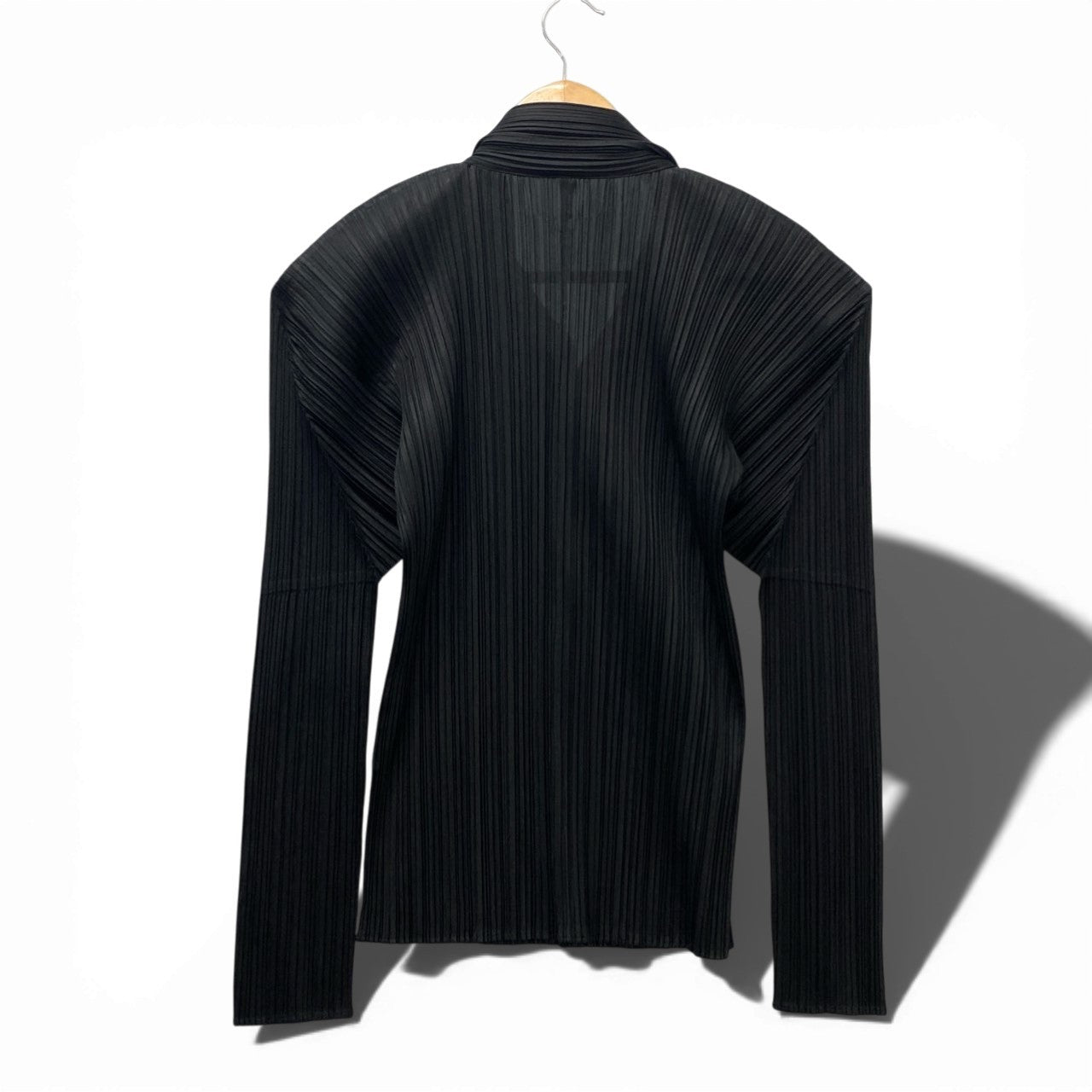 67b13 【美品】PLEATS PLEASE プリーツプリーズ ロングスリーブプリーツシャツ 長袖シャツ トップス 3サイズ ブラック ポリエステル100％ レディース 女性用u02t