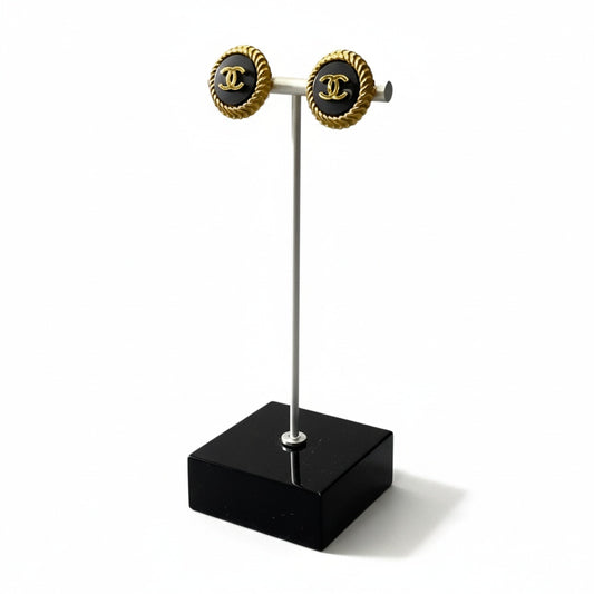 b5 Vintage Chanel 1995 Coco Mark Chain Design Gold × Black Earringta1