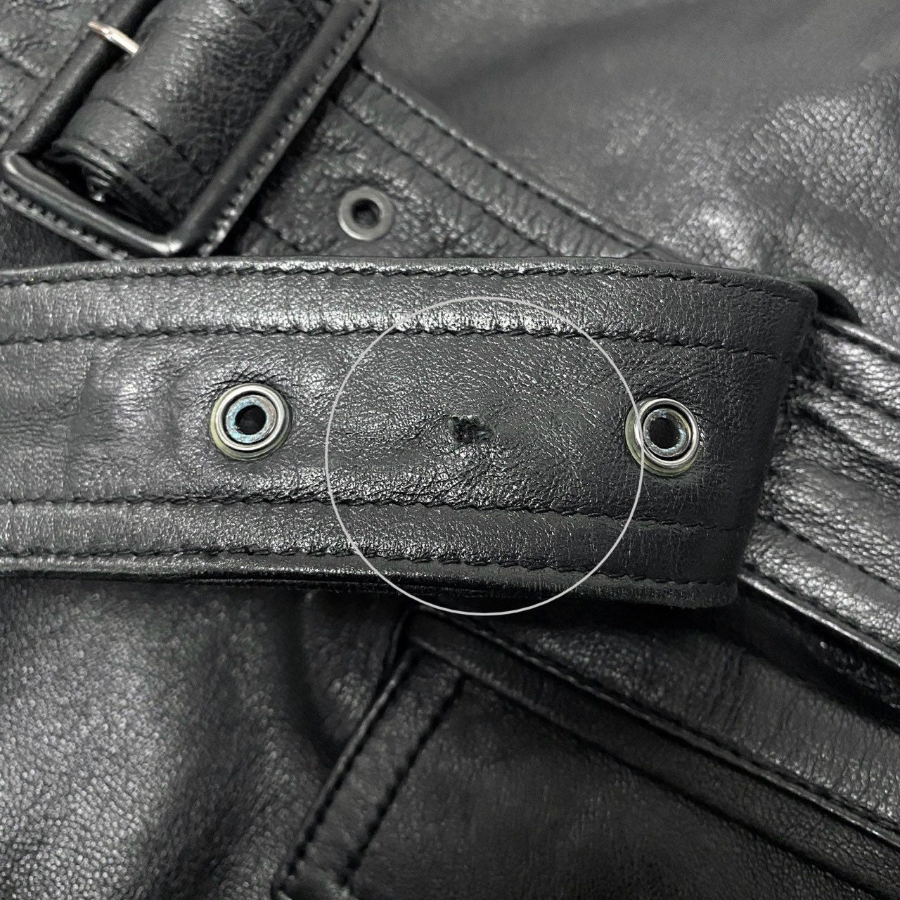 79a14 BURBERRY BLACK LABEL バーバリーブラックレーベル レザーコート ベルテッドコート 中綿キルティング ラビットファー襟 LL ブラック メンズu02t