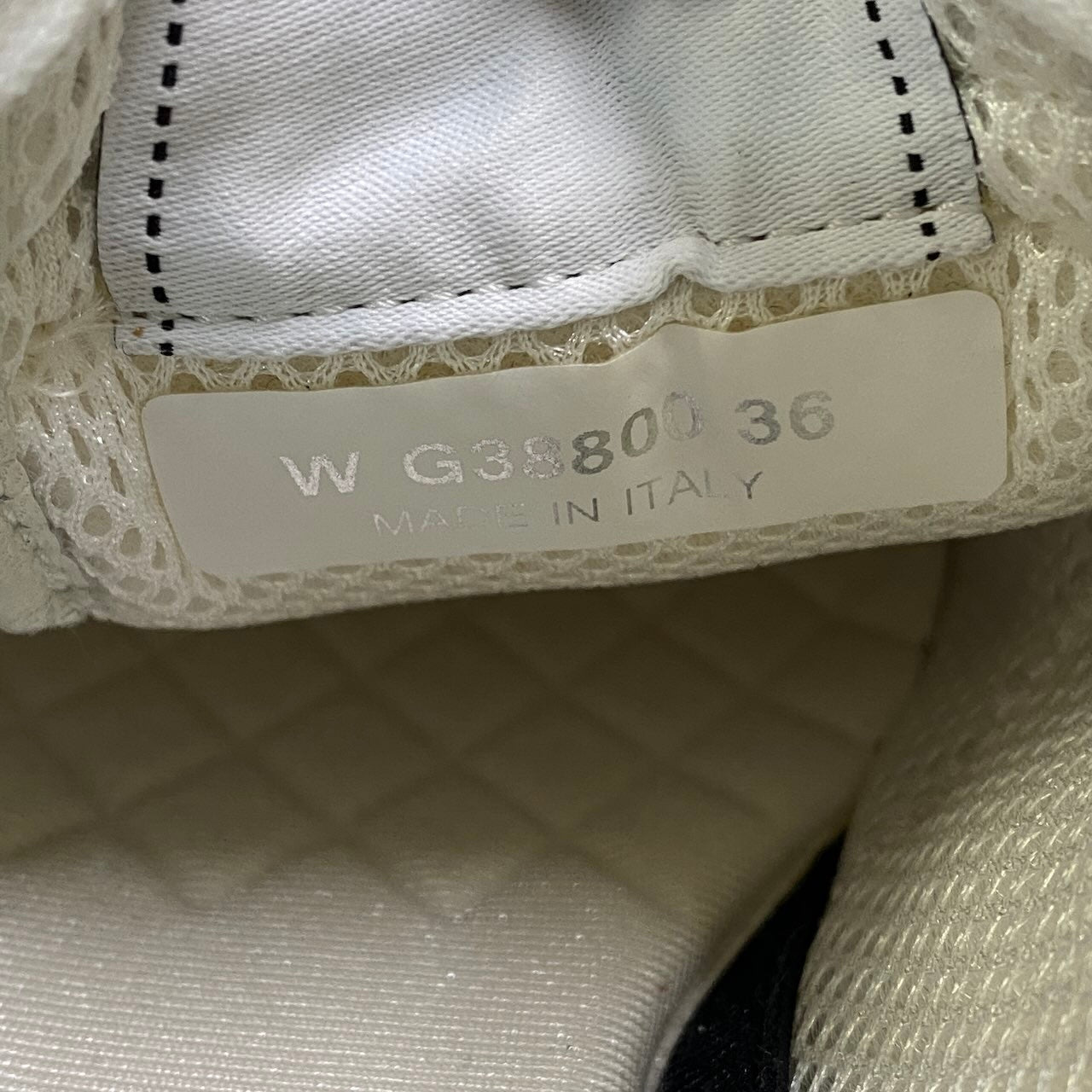 h29《美品》 CHANEL シャネル 22SS CCロゴ テニス スニーカー CC Logo Tennis Sneakers G38800 size 36 ホワイト 箱有t18r