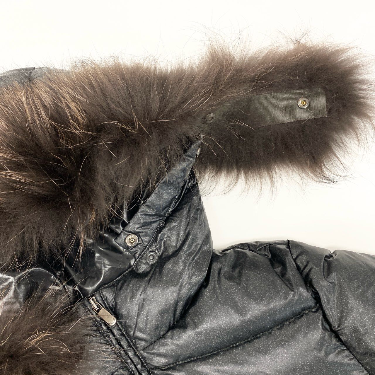 73j28 《美品》 DUVETICA デュベティカ 取外しファー付き グースダウンジャケット 40 グレー ラメ入り GOOSE DOWN JACKET 女性服t18r