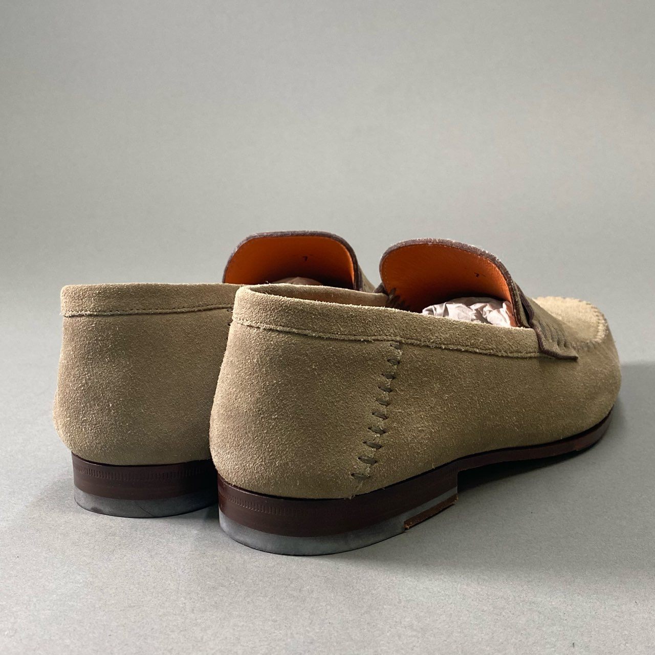 6i18 Santoni サントーニ イタリア製 スウェード ローファー スリッポン シューズ 9547 7 グレージュ スエード レザー メンズk02i