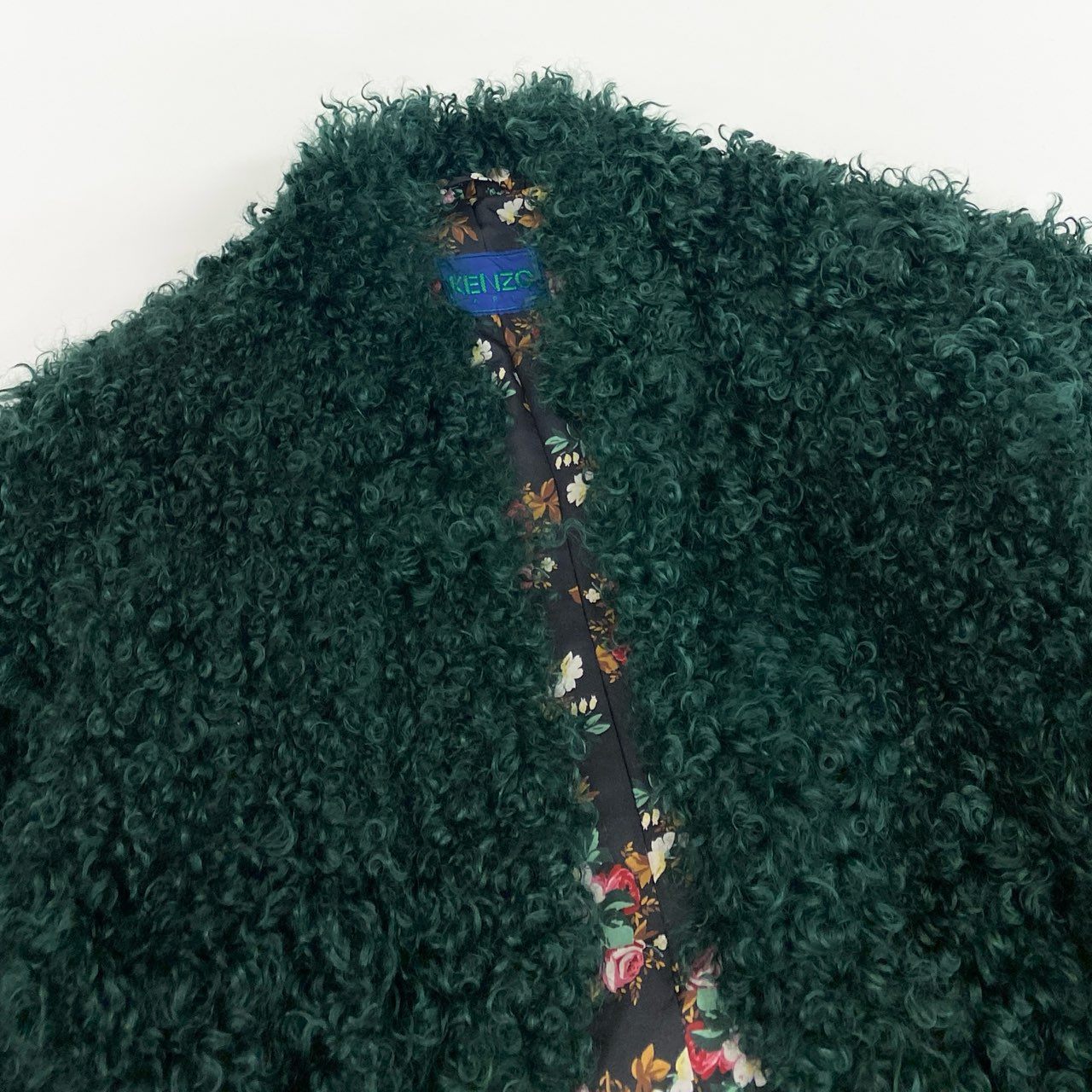 67j6 《美品》 KENZO ケンゾー ファージャケット ファーカルガンプレート 裏地花柄 レディース 女性用 9 グリーンu02t