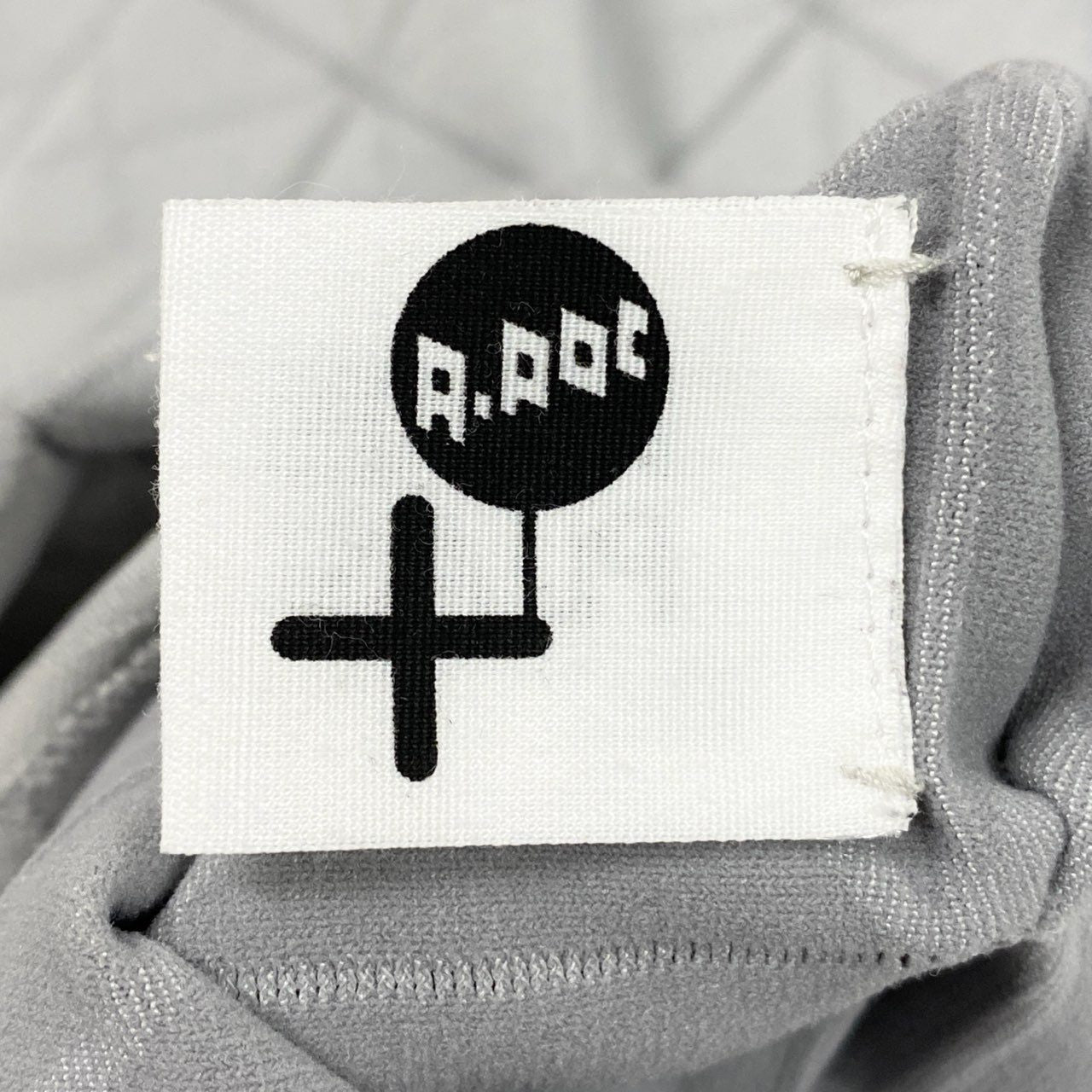 Ac2 PLEATS PLEASE A.POC プリーツプリーズ エイポック タンクトップ トップス サイズ3 ライトグレー レディースk02i