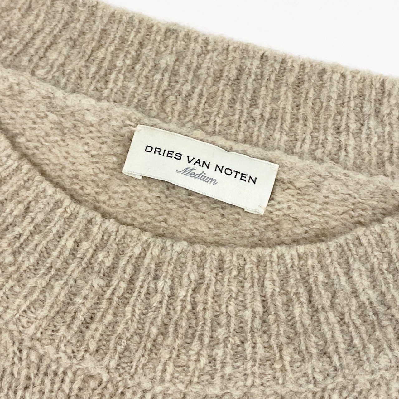 70a15 DRIES VAN NOTEN ドリスヴァンノッテン クルーネックニットセーター トップス プルオーバー  1157-343-0476 Mサイズ ベージュ