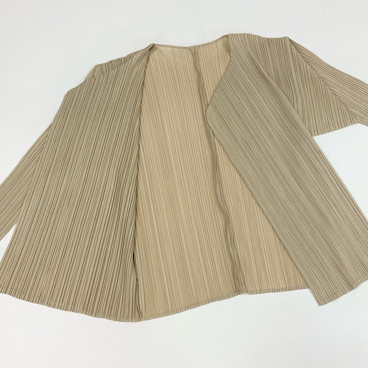 Ad12 PLEATS PLEASE プリーツプリーズ 長袖カーディガン 羽織 サイズ3 アイボリー レディース トップスta1