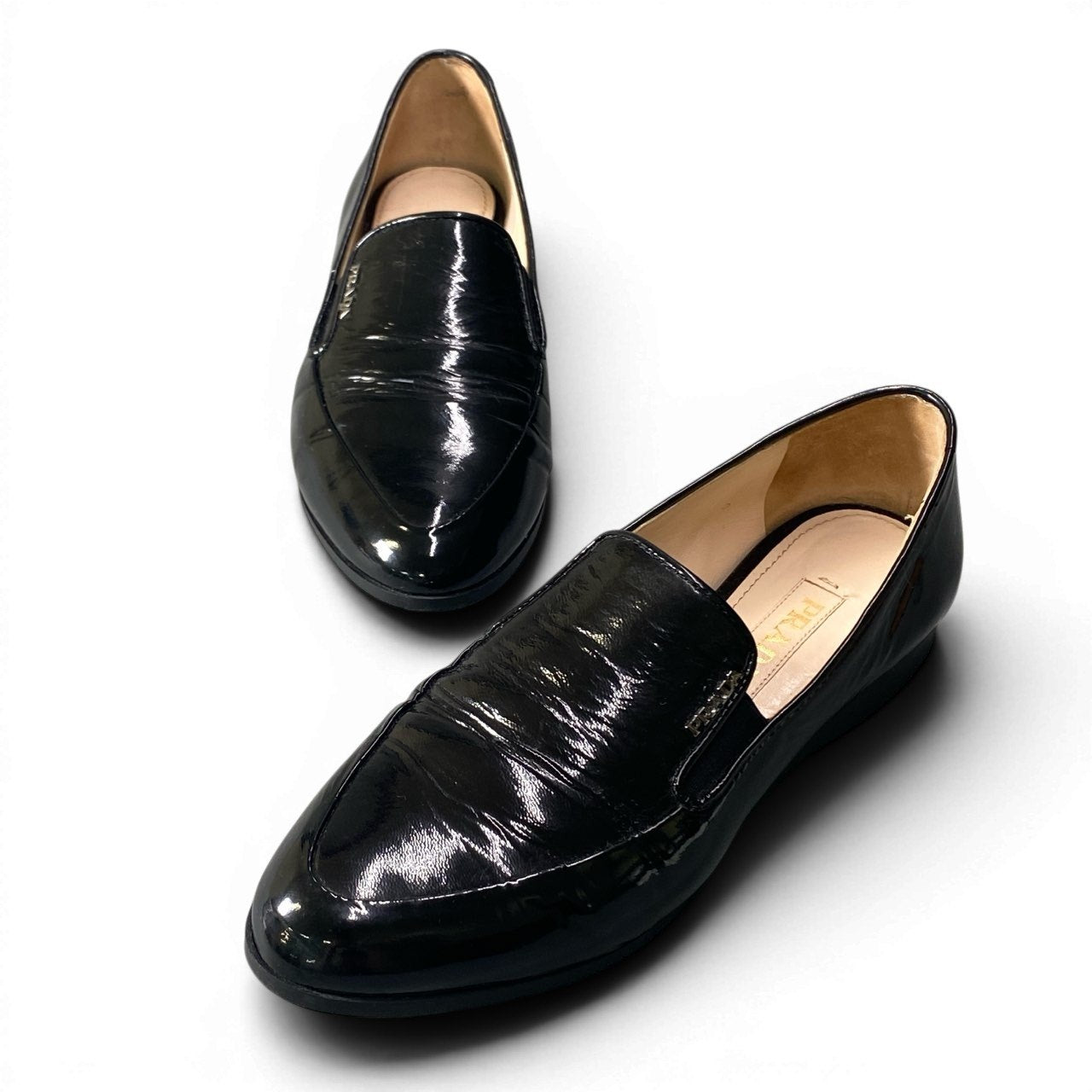 2d27 PRADA プラダ エナメルローファー パテントレザー ブランドロゴ  1D736E サイズ37 ブラック レディース 女性用k02i