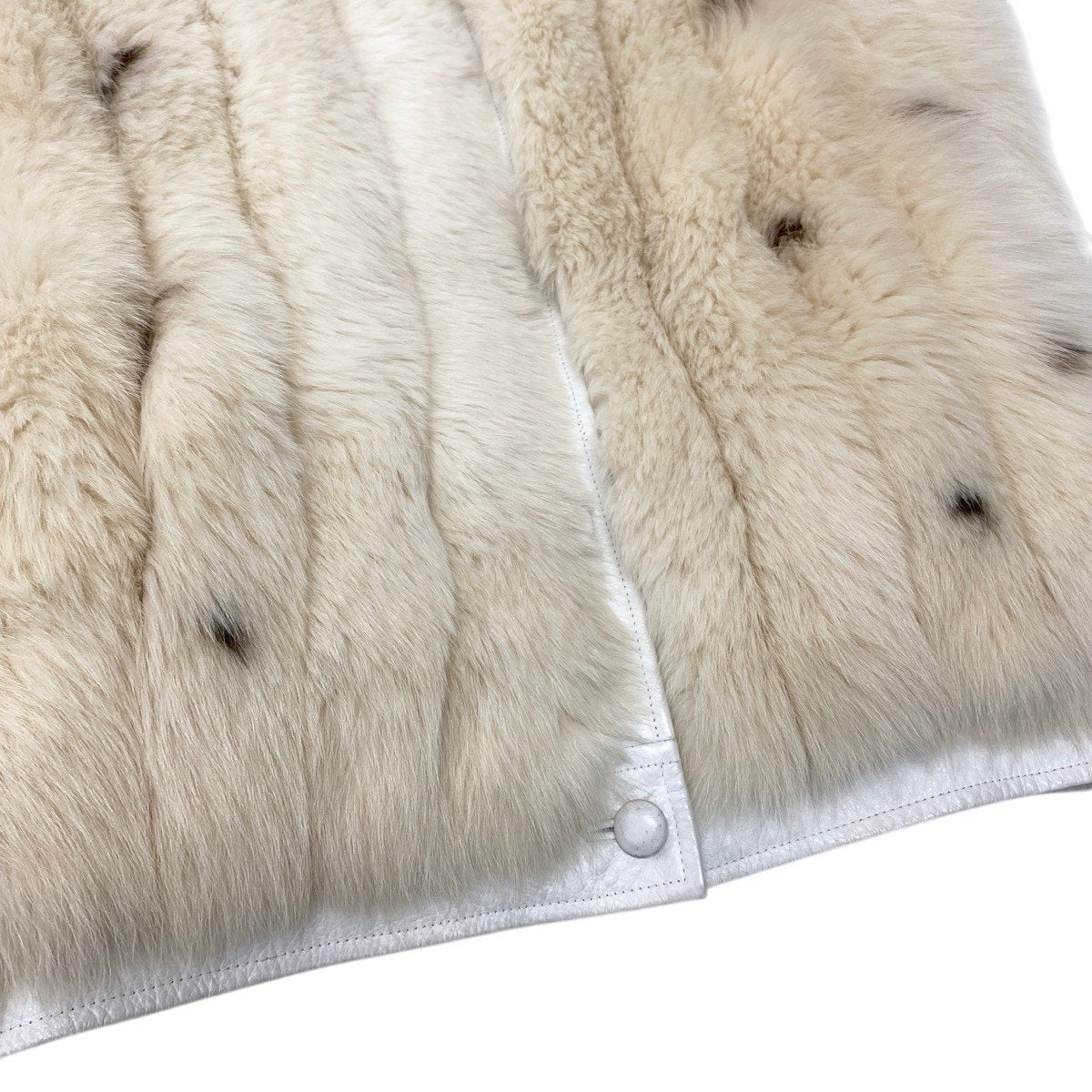 93h8 ブルーフォックス 斑点 ファーベスト サイズF ホワイト 本毛皮 Fox Fur Spotted Vestt18r