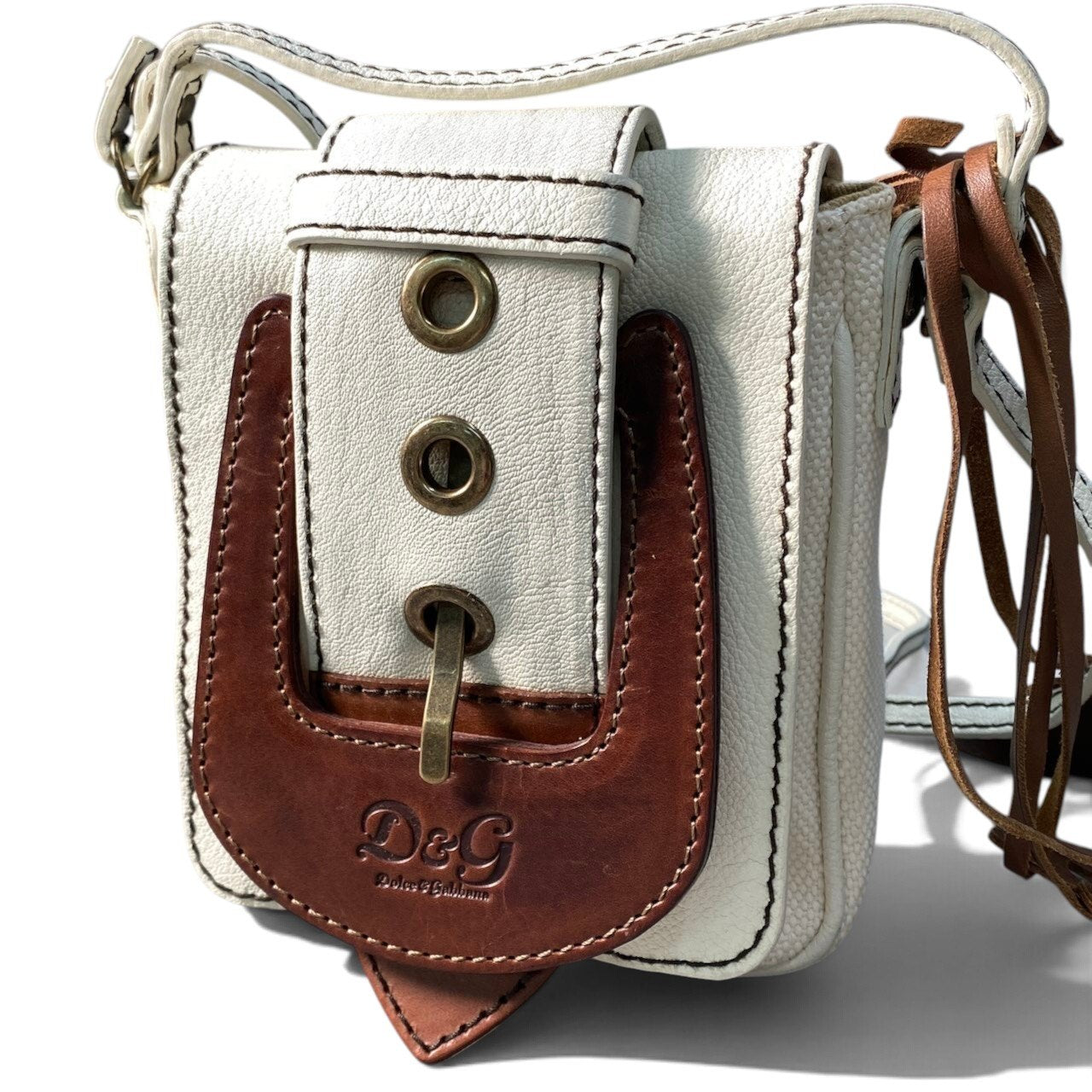 i7 Dolce＆Gabbana ドルチェアンドガッバーナ レザーバックル ショルダーポーチ Vintage Leather Buckle Shoulder Poach D＆G ホワイト レザーチャーム付t18r