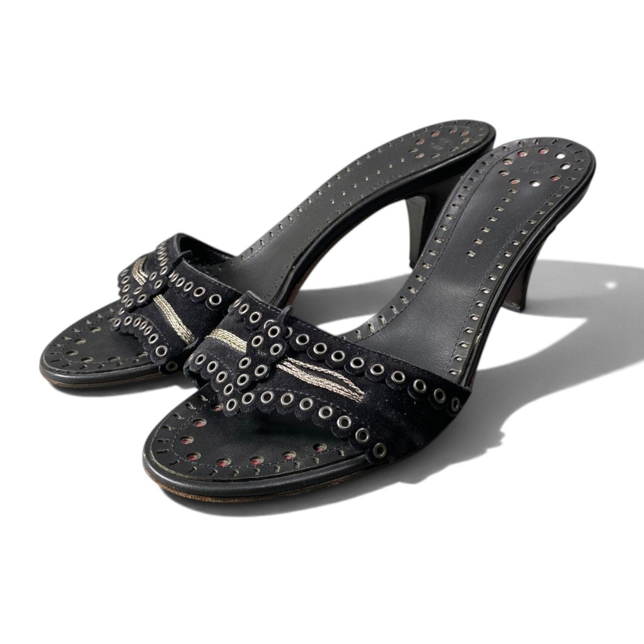 h12 CHANEL ハトメスタッズ キトンヒールミュール サンダル 36 1/2サイズ ブラック レディース 女性用k02i