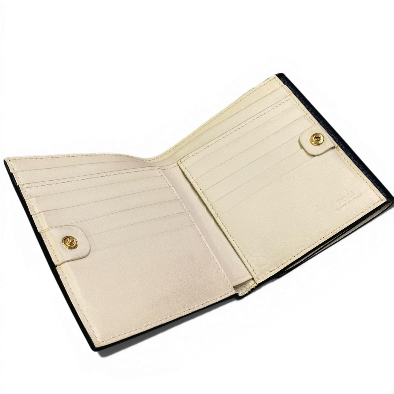 b17 FENDI Peekaboo Turnlock Tri-fold Compact Walletta1