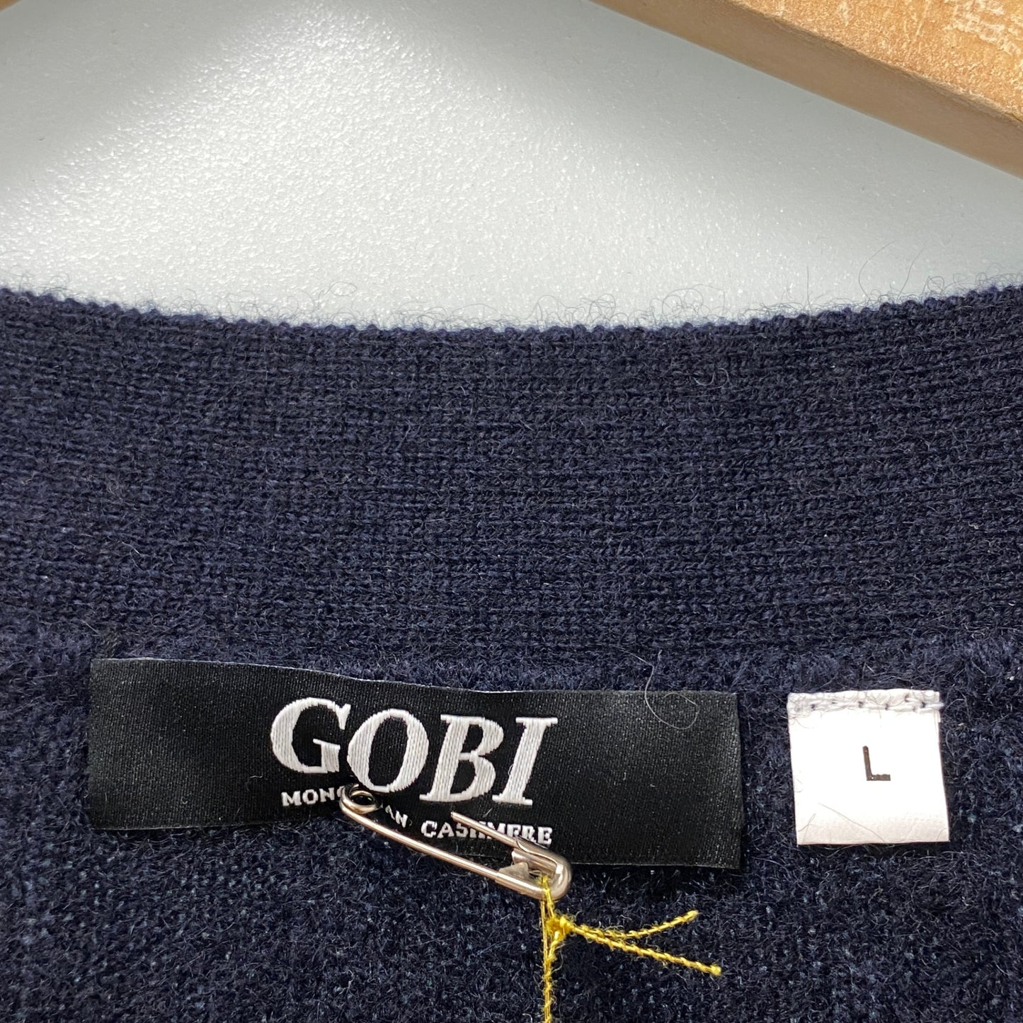 78b12 【新品保管品】GOBI ゴビ カシミヤニットカーディガン Vネックカーディガン カシミア モンゴル製 Lサイズ ネイビー カシミヤ100％ メンズ 男性用u02t