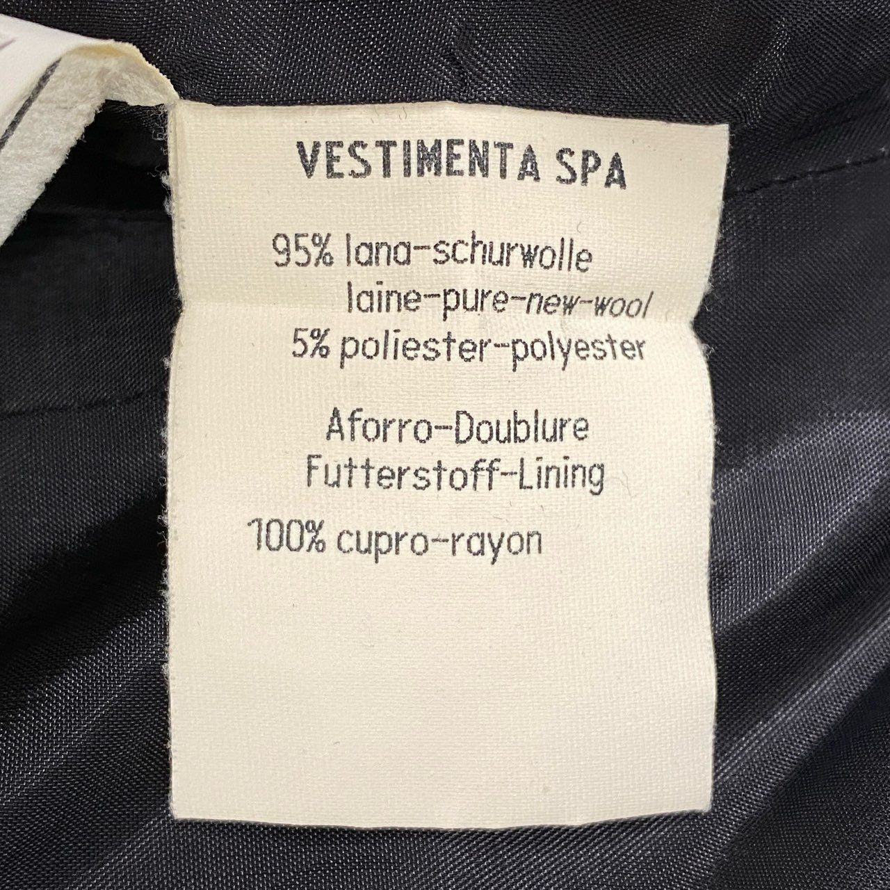 Ed6 GIORGIO ARMANI ジョルジオアルマーニ セットアップ スカートスーツ フォーマル  サイズ38 ブラック レディース 女性服u02t