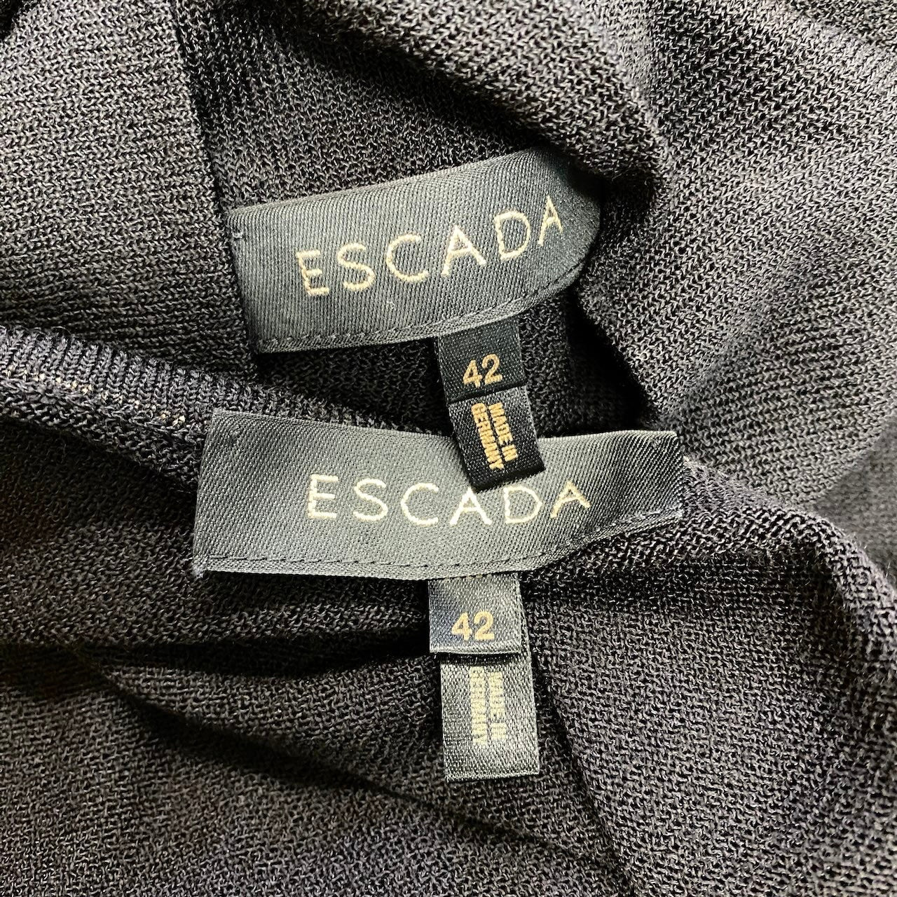 80e14 ESCADA エスカーダ ニットアンサンブル ニットカーディガン 半袖ハイネックニット 42サイズ ブラック ベージュ レディース 女性用u02t