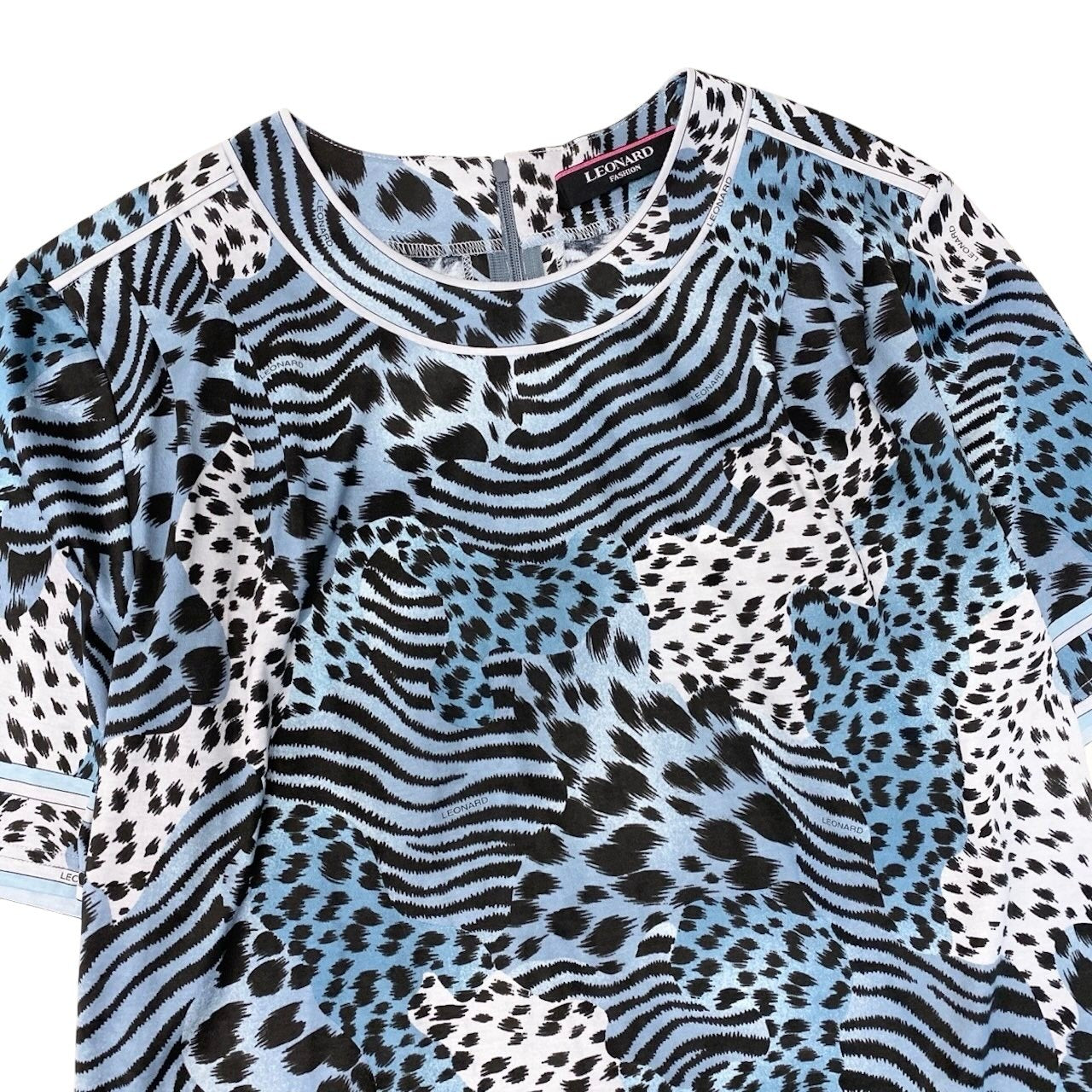 55h9 【美品】 LEONARD FASHION レオナール アニマル柄プリント カットソー 半袖Tシャツ 40 ブルー系 コットン100％ レディースu02t