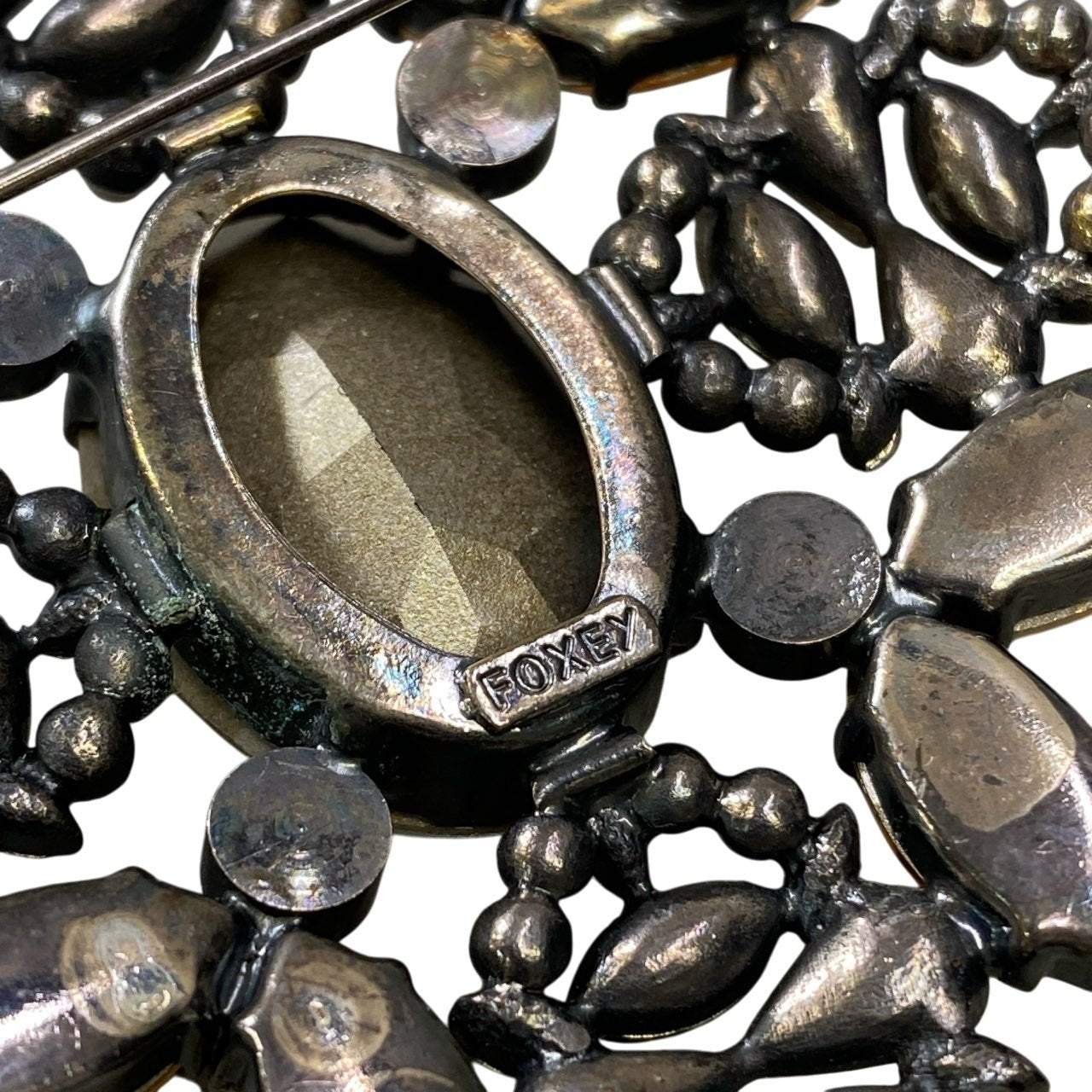 a5 FOXEY フォクシー ビジュー ブローチ ラインストーン アクセサリー マルチカラー レディースk02i