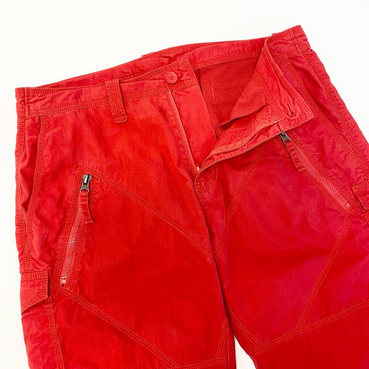 2a29 STONE ISLAND ストーンアイランド ハーフパンツ ナイロンパンツ ボトムス ロゴパッチ XLサイズ レッド ナイロン100％ メンズ 男性用o07t