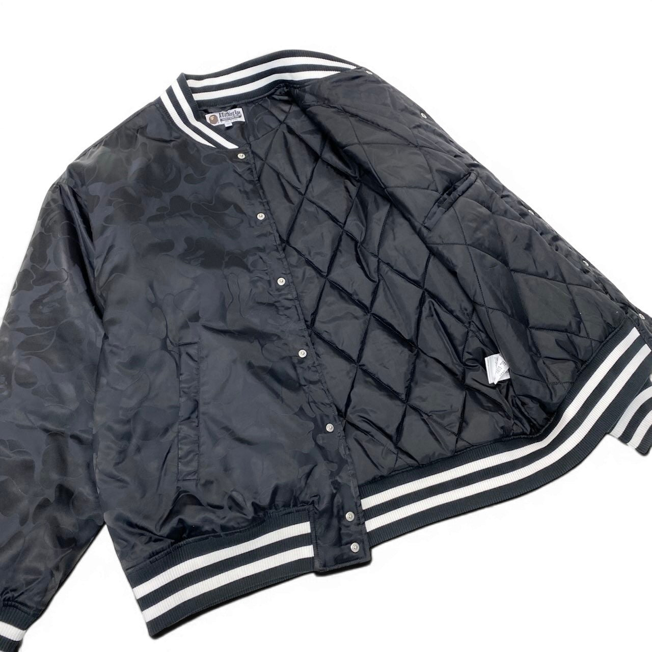 89g20 A Bathing Ape アベイシングエイプ Tonal Solid Camo Padded Varsity Jacket スタジャン カモフラ柄 001HJJ8010541 サイズXL ブラック メンズt18r