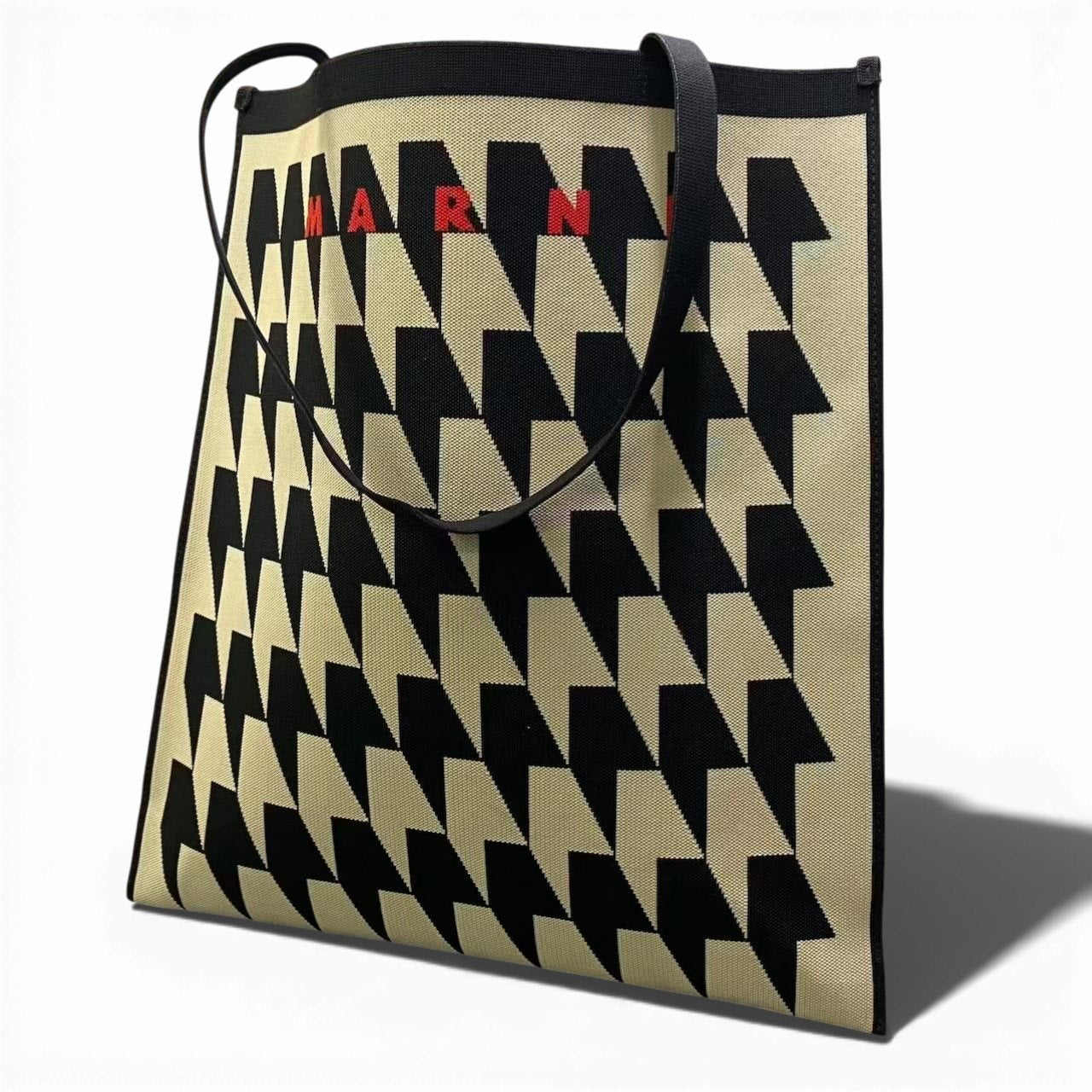 c23 MARNI マルニ 千鳥格子 ジャガード トートバッグ ブラック/ベージュ ユニセックス レディース メンズ バッグk02i