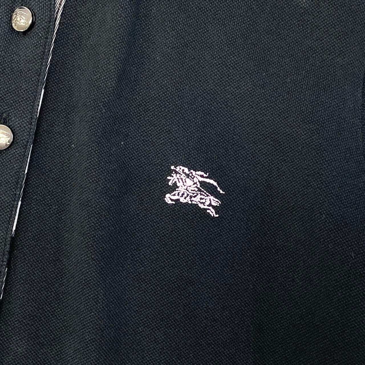 59d28 BURBERRY LONDON BLUE LABEL バーバリーロンドン ブルーレーベル 半袖ポロシャツ カットソー トップス ワンポイント刺繡 バックロゴプリント サイズ38 ブラック レディース 女性用u02t