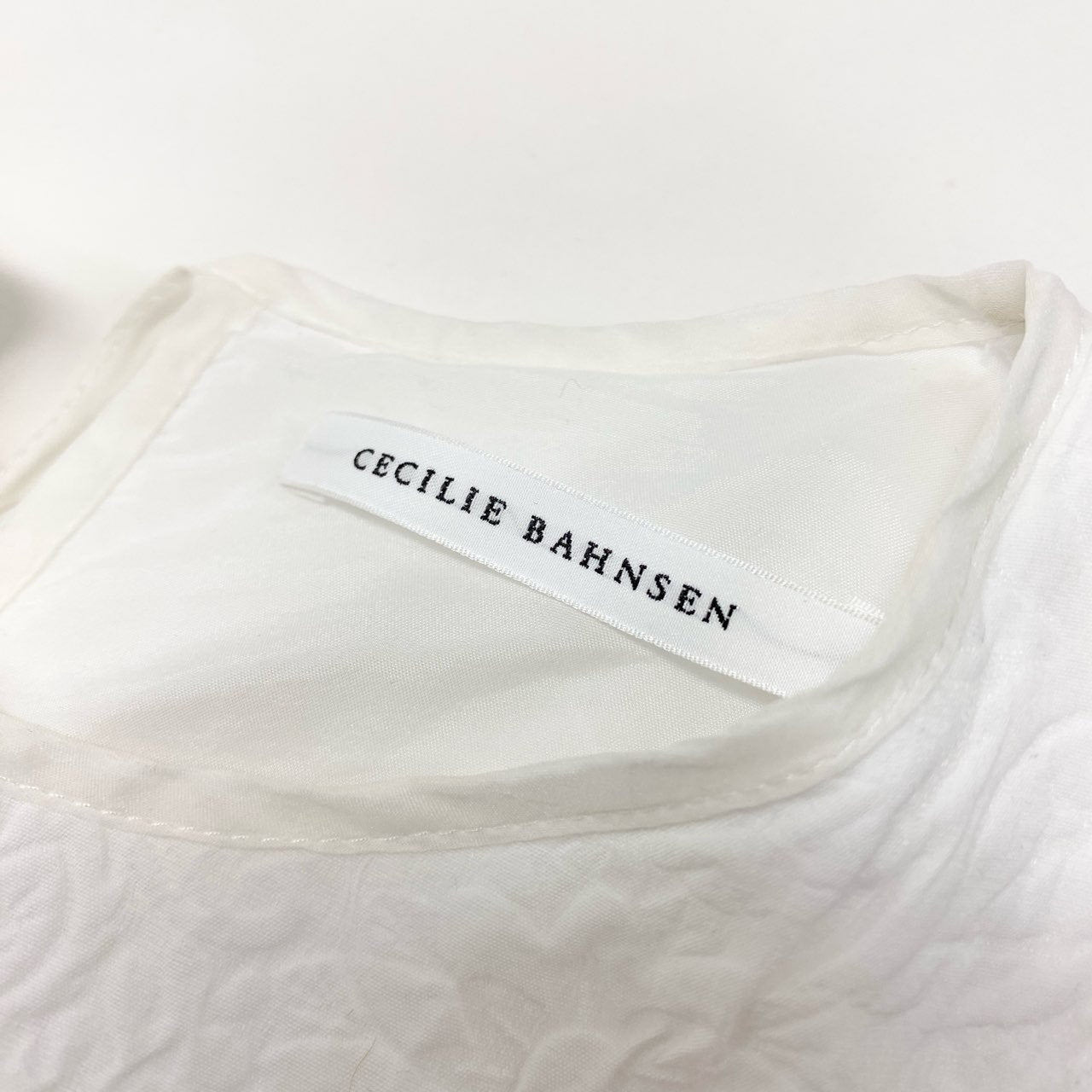 11ｋ28 CECILIE BAHNSEN セシリーバンセン フラワー エンボス ブラウス 半袖シャツ トップス UK6 ホワイト レディースu02t