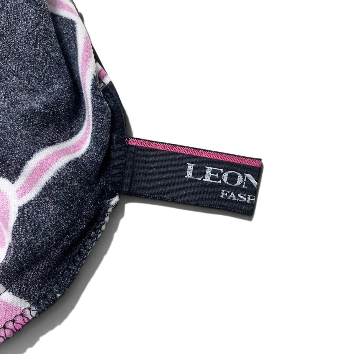 37i26 LEONARD レオナール ハイネックカットソー ブラウス 七分袖 花柄 カンカン素材 シアーカットソー 0159218 40 ブラック ピンク レディース 女性用u02t