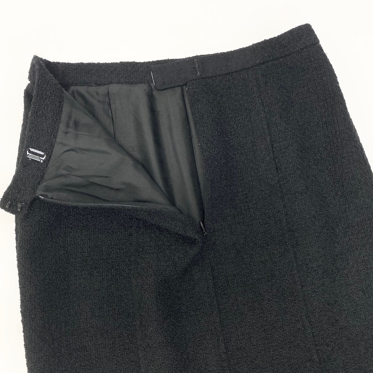 Cc30  CHANEL シャネル ツイードスカート 膝丈スカート ウールブレンド レディース 女性服 サイズ38 ブラックu02t