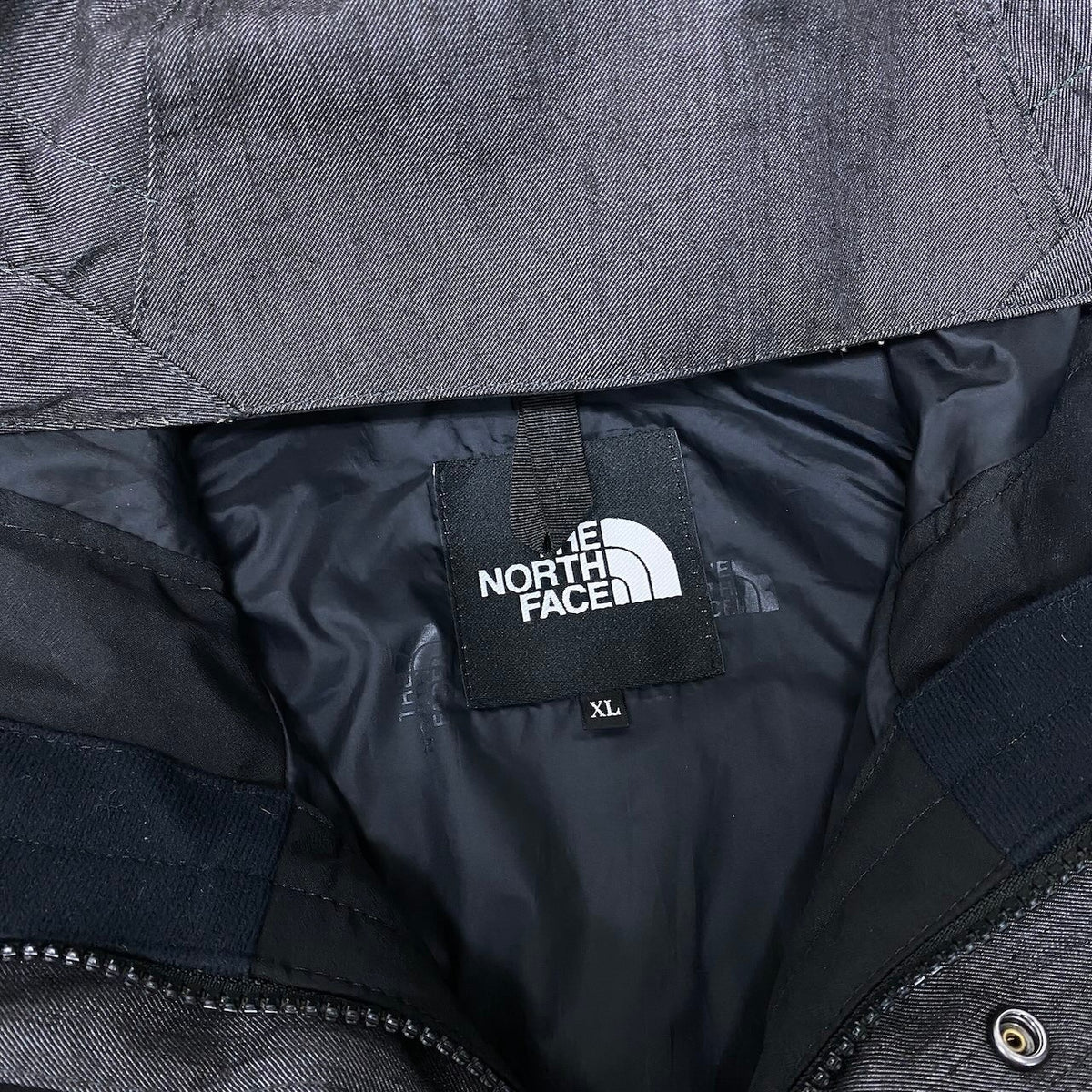 12i25 THE NORTH FACE ザノースフェイス マウンテンライトデニムジャケット ゴアテックス ロゴ刺繍 XLサイズ グレー ブラック ナイロン100％ メンズ 男性用u02t