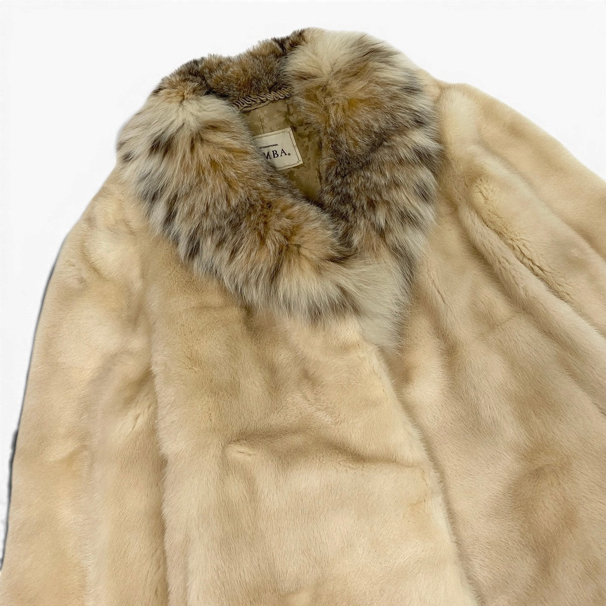 79f10 EMBA エンバ リンクスキャット × パールミンク ファーコート サイズFR ホワイト 最高級本毛皮 Lynx cat × Mink Fur Coatt18r