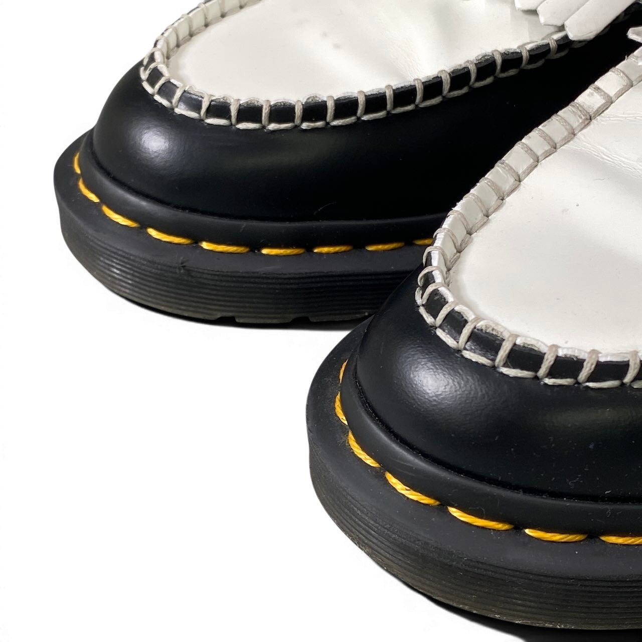 4e27 Dr.Martens ドクターマーチン ADRIAN エイドリアン タッセルローファー バイカラー イエローステッチ 21426009 UK6 ブラック ホワイト レザーo07t
