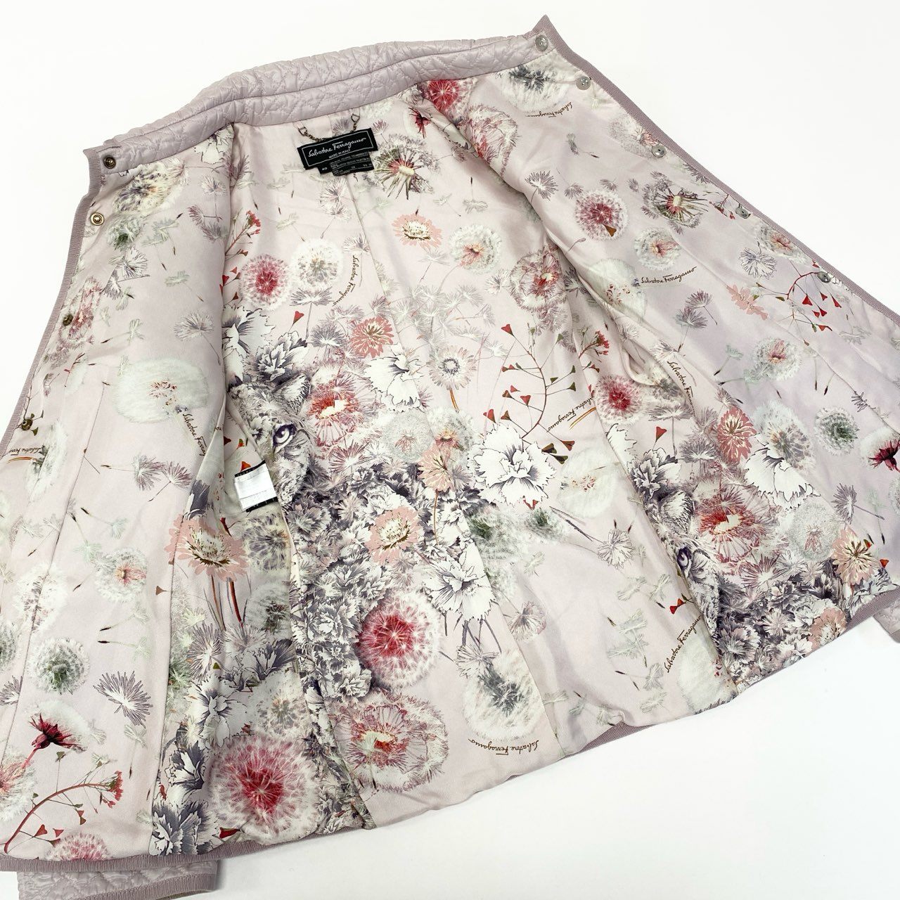 Ea16 Salvatore Ferragamo サルヴァトーレフェラガモ 裏地シルク総柄 キルティングジャケット サイズ40 ピンク系 レディース 薄手アウター 羽織k02i