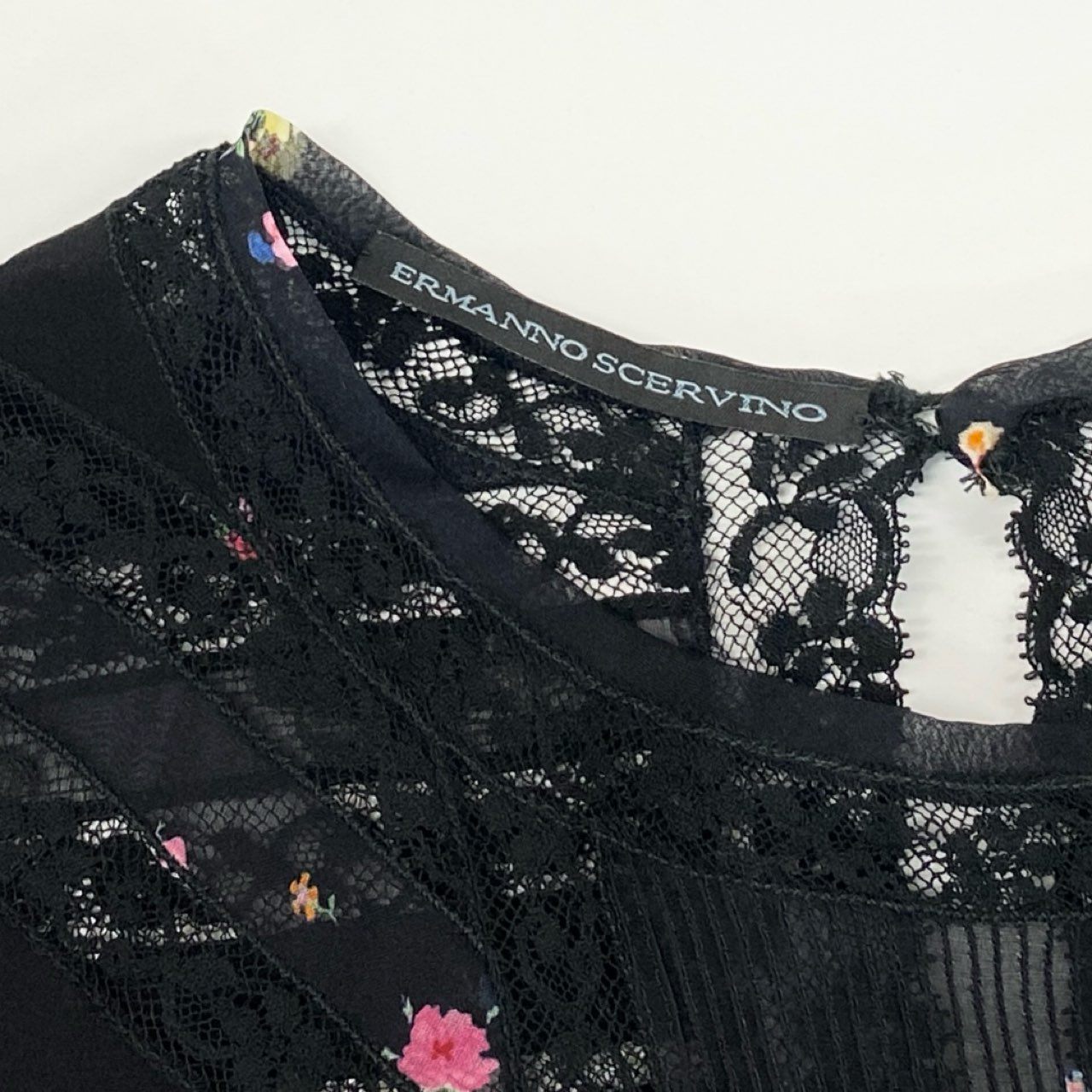 3g2 《美品》 ERMANNO SCERVINO エルマンノシェルビーノ 半袖シャツ カットソー トップス レース 花柄 サイズ38 ブラック シルク レディース 女性用