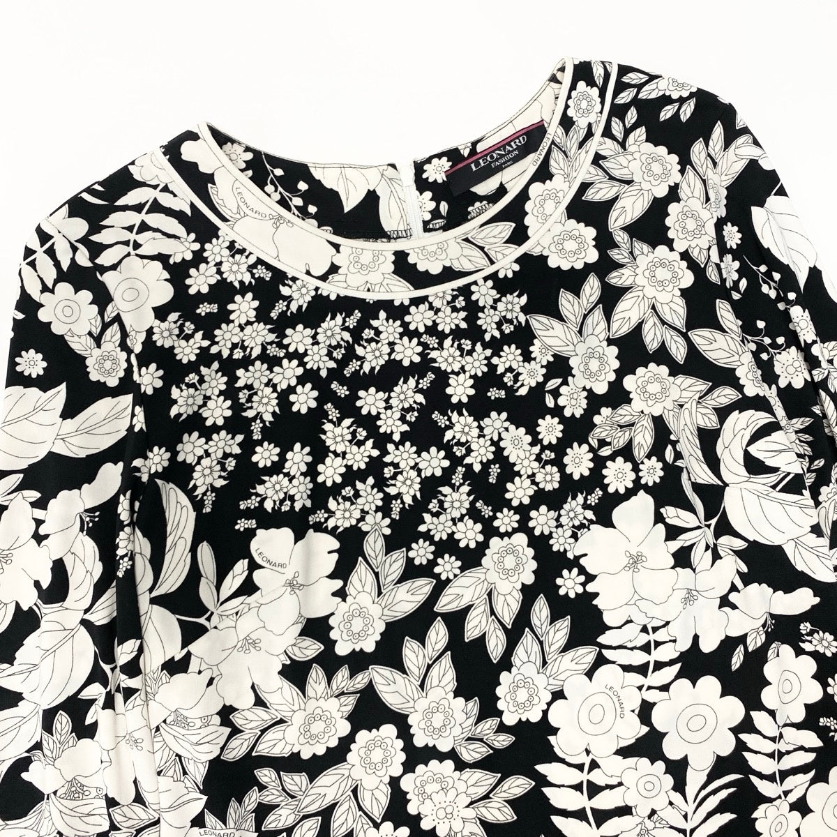 55e19 LEONARD FASHION レオナール ロングスリーブ カットソー カンカン素材 花柄プリント サイズL ブラック ホワイト レディース 女性服u02t