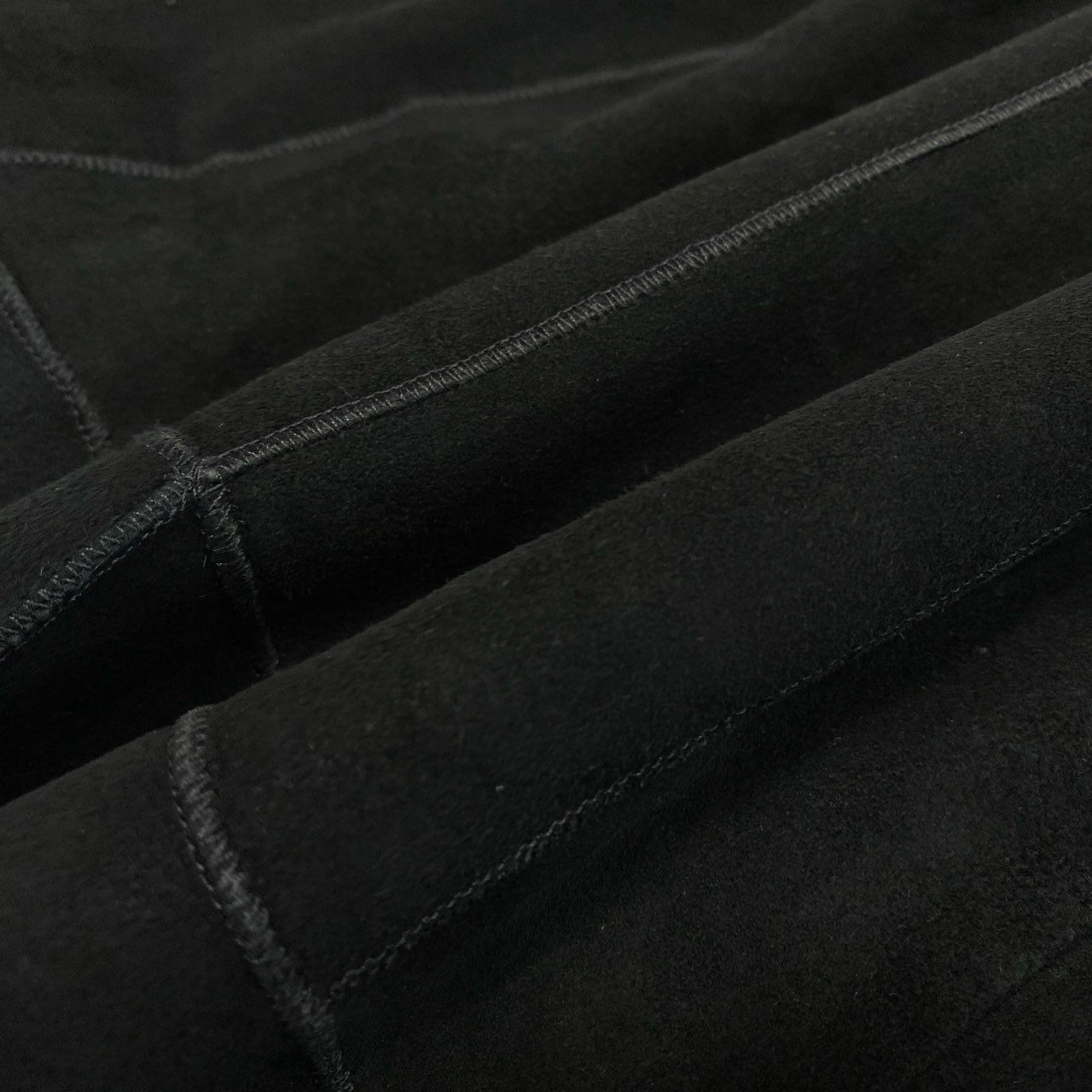 37a19 【ヴィンテージ】ARMANI EXCHANGE アルマーニエクスチェンジ ラムファー ショートレザージャケット サイズXS ブラック レザー レディース アウター ファージャケットk02i