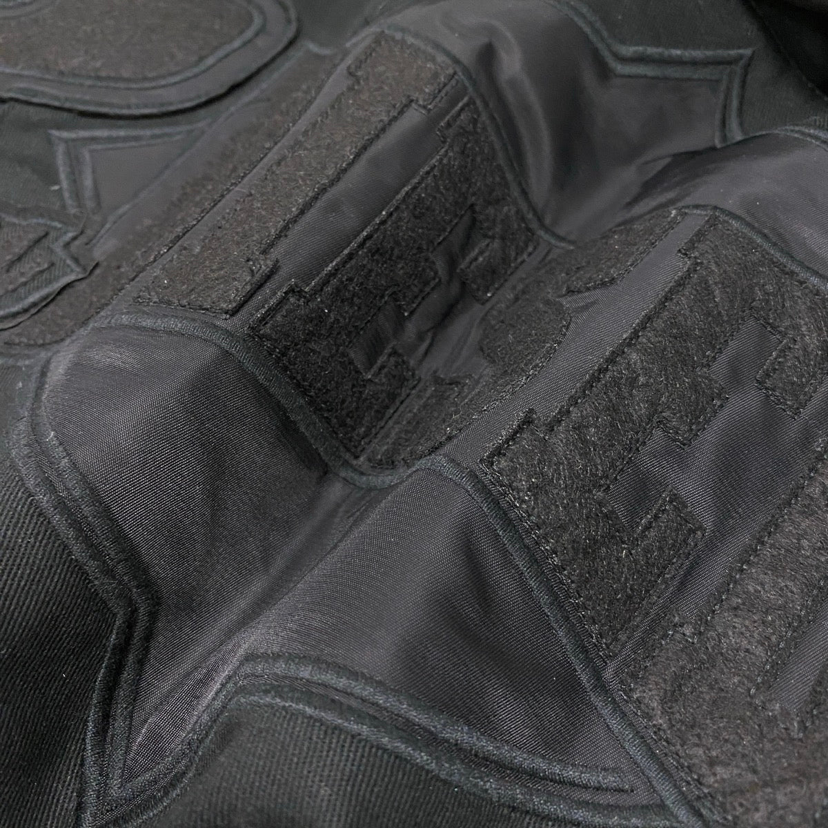 25g14 DIESEL ディーゼル J-BULC-PATCH JACKET ボンバージャケット スタジャン パッチワークデザイン A04982 サイズM ブラック メンズu02t