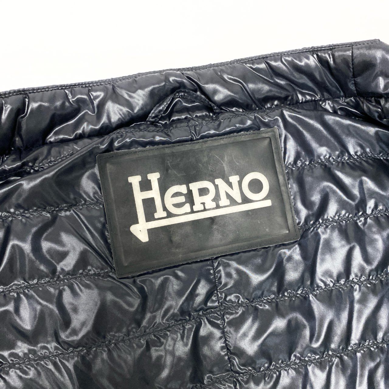 51b27 《美品》 HERNO ヘルノ イコニコ ライトダウン ダウンベスト ジップアップ PI0601D 38 ネイビー レディースu02t