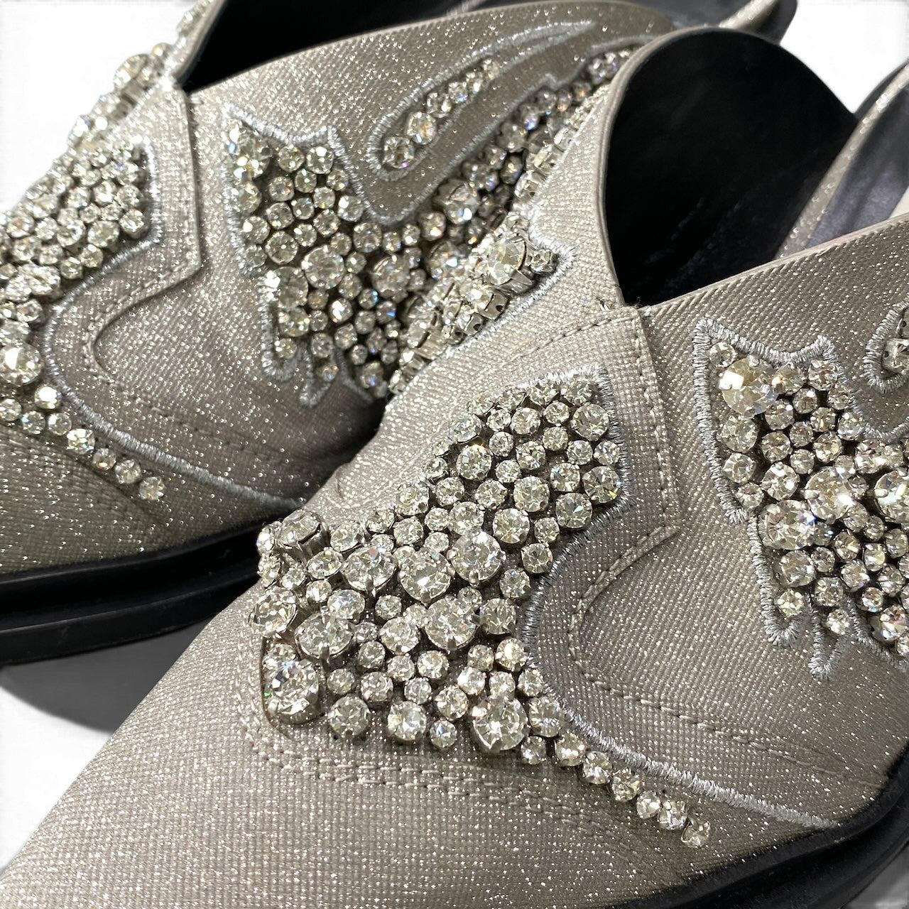 1g7 JIMMY CHOO ジミーチュウ 24ss Cece 60mm グリッターミュール ミドルヒール 36 1/2 シルバー レディースu02t