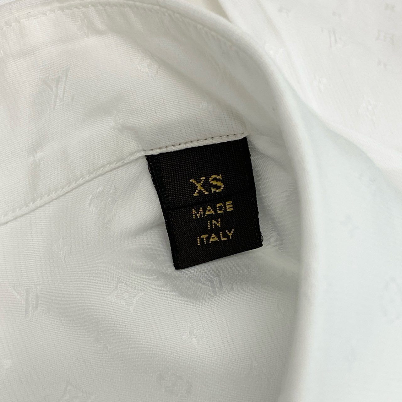 Ic2 《美品》 LOUIS VUITTON ルイヴィトン モノグラム 長袖シャツ トップス RM141Q XS ホワイト コットン メンズu02t