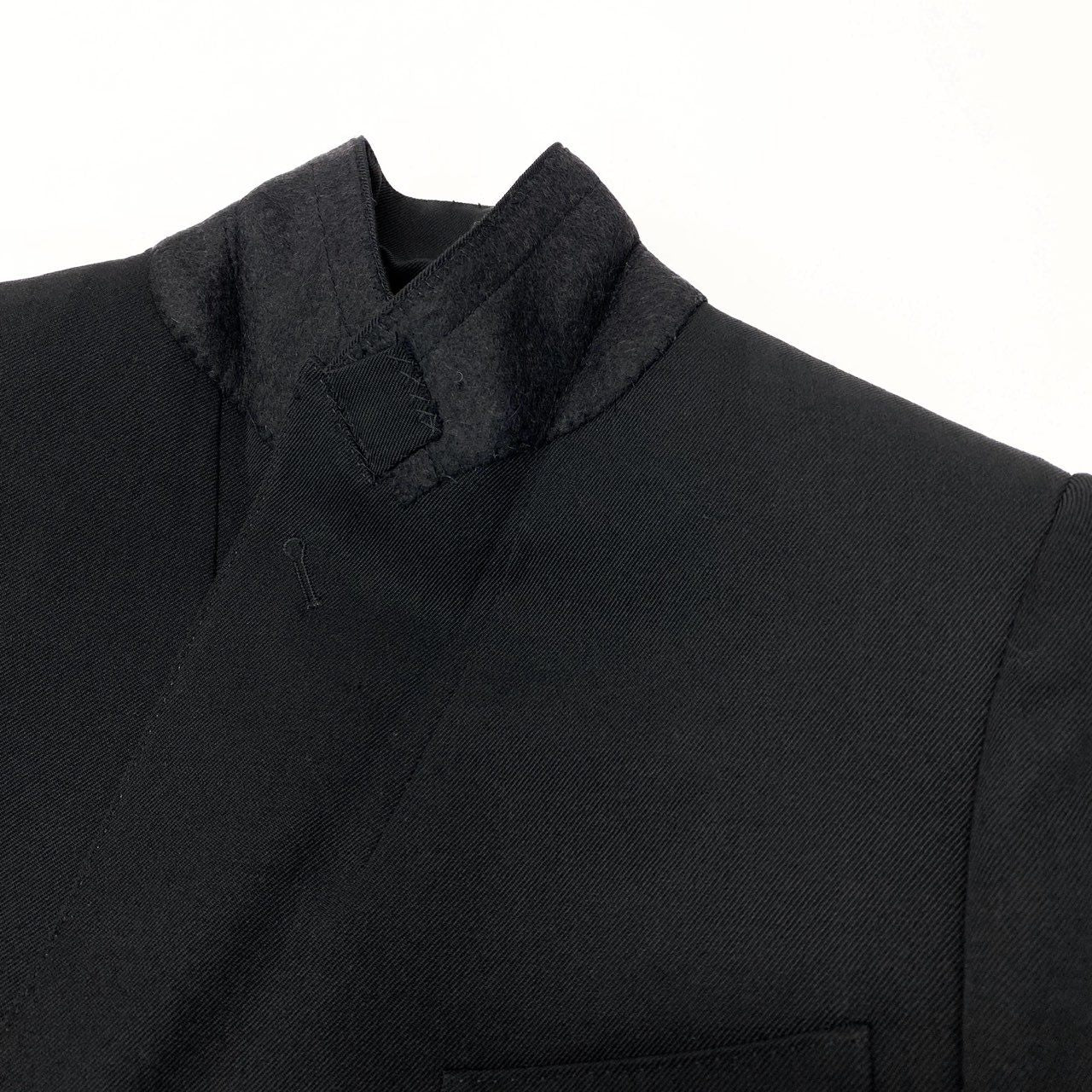 83c4 CELINE セリーヌ 2D SHORT JACKET IN DIAGONAL WOOL ダブルテーラードジャケット 金ボタン 2V687092D 34サイズ ブラック ウール100％ メンズ 男性用o07t