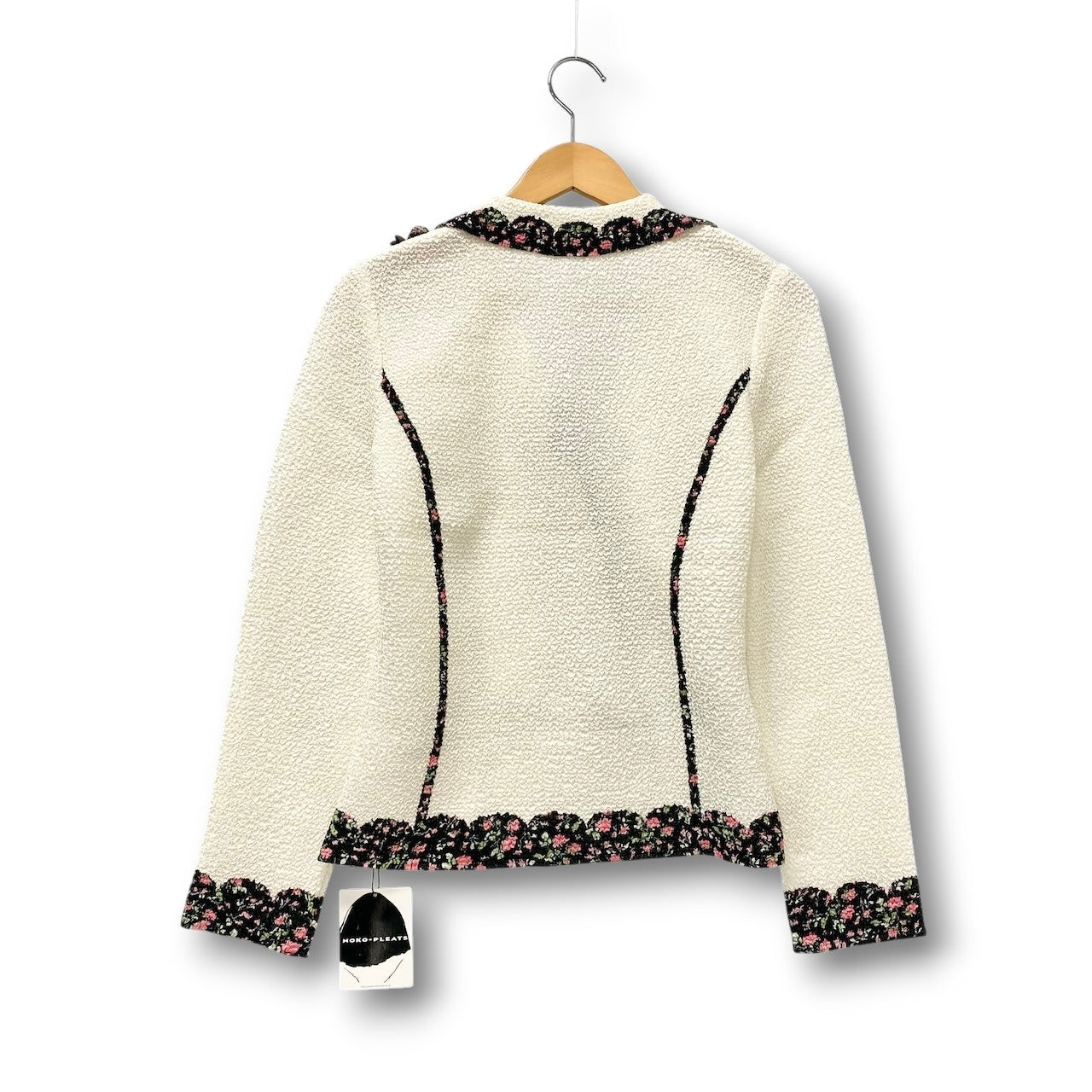 2c29 【未使用タグ付】 NOKO-PLEATS ノコプリーツ プリーツジャケット 長袖 小花柄 フラワープリント レディース 女性服 サイズ40 ホワイト ポリエステル100％u02t