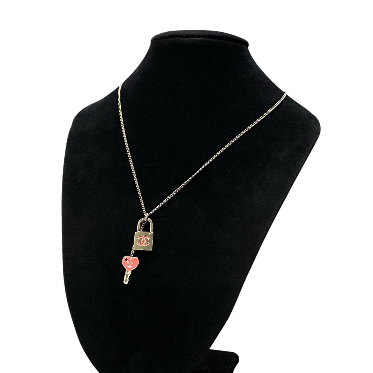 c4 CHANEL シャネル 07P 2007年 キーモチーフ 南京錠 ココマーク ネックレス レディース アクセサリーta1