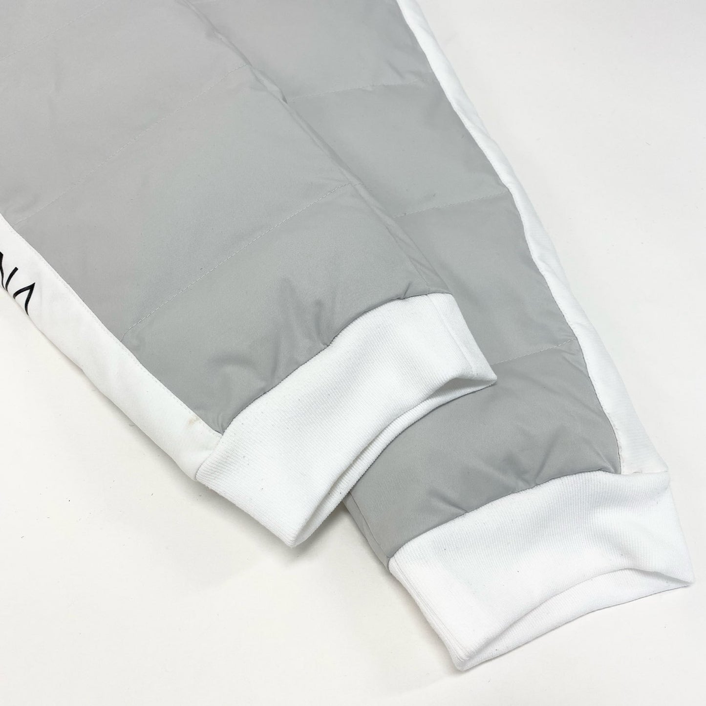 59k1 MARK&LONA マークアンドロナ スカルロゴ 中綿パンツ ボトムス  MXM-3C-AT01 44 ホワイト グレー メンズo07t