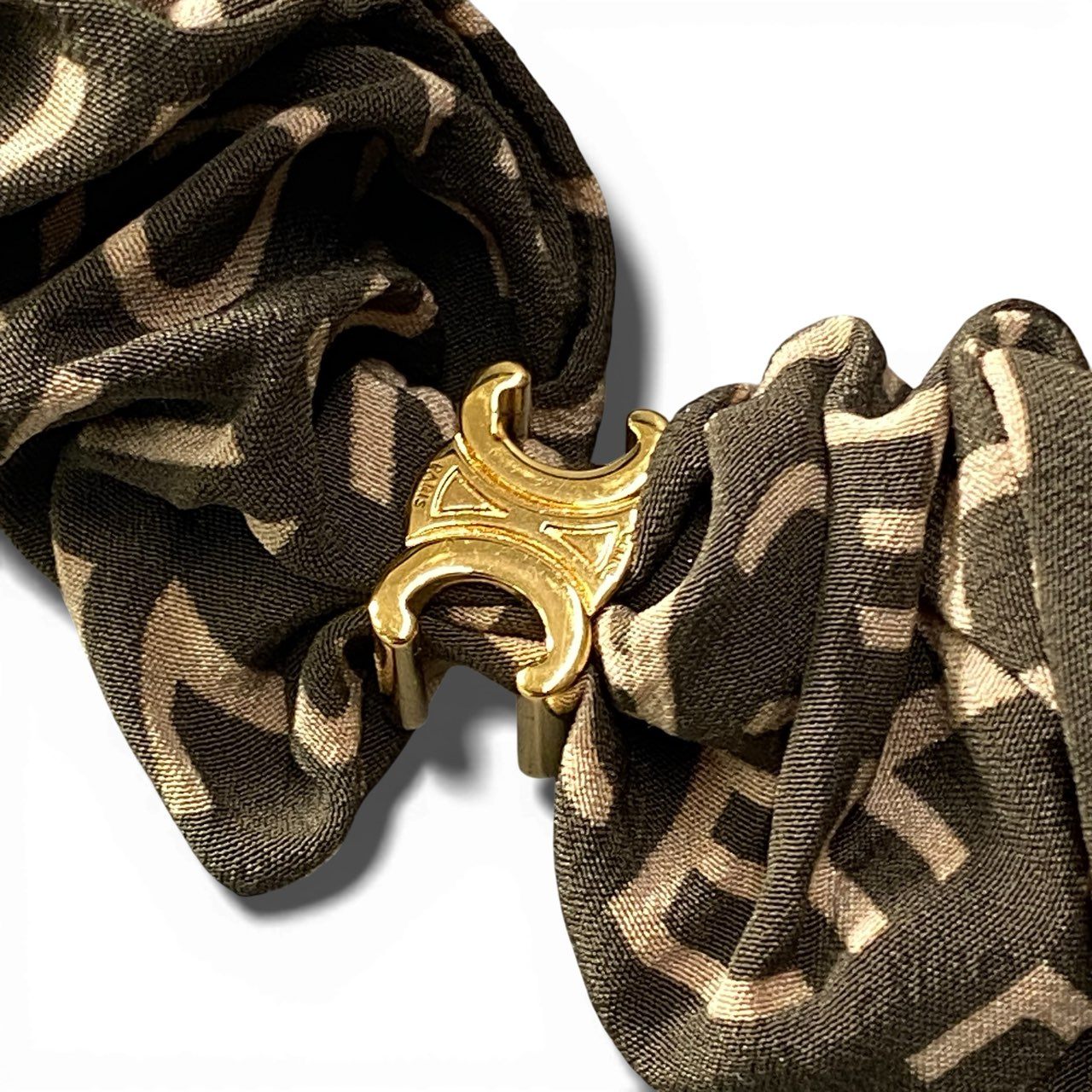 b2 CELINE セリーヌ ロゴ シュシュ ヘアアクセサリー トリオンフ ゴールド金具 グリーン シルク フランス製ta1