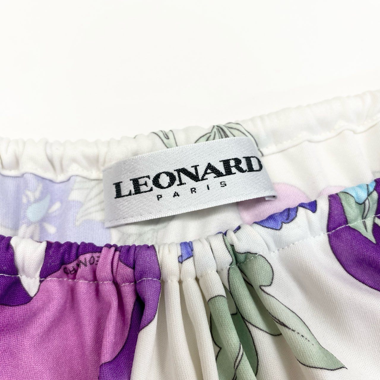 30b11 LEONARD レオナール キャミソールロングワンピース 美しい花柄プリント ウエストベルト 0430902 38サイズ ホワイト ナイロン100％ レディース 女性用u02t