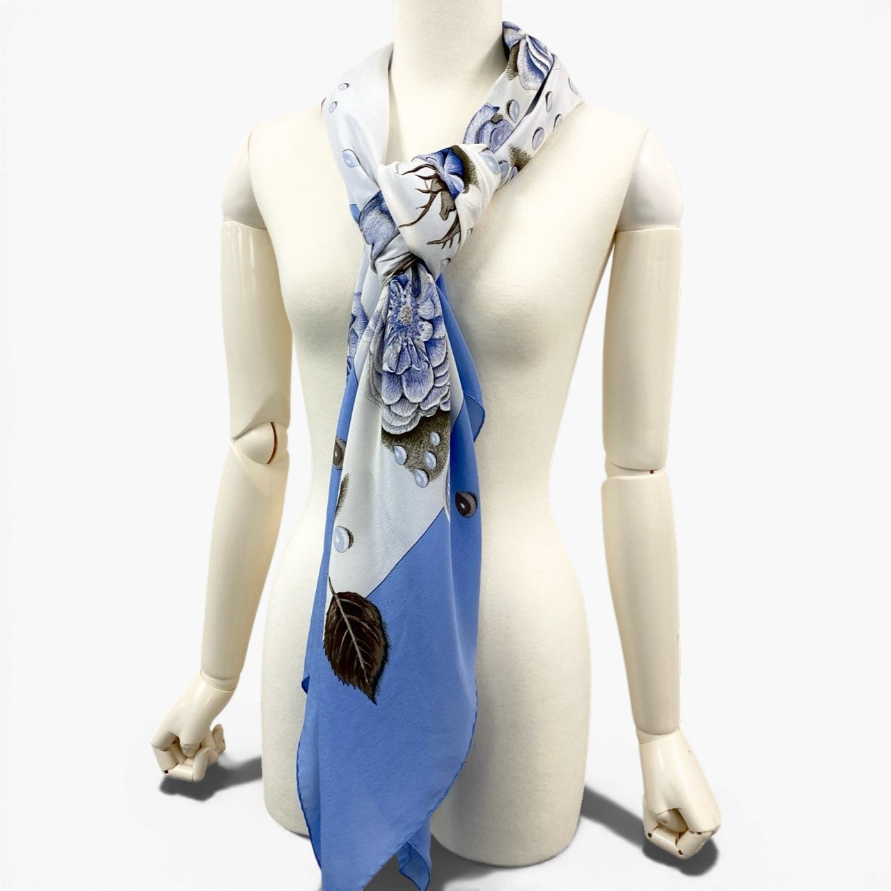 b20 HERMES エルメス LA ROSSE CARRE GEANT ラ・ロゼ カレジュアン スカーフ 薔薇の雫 140 ブルー Rose Flourt18r